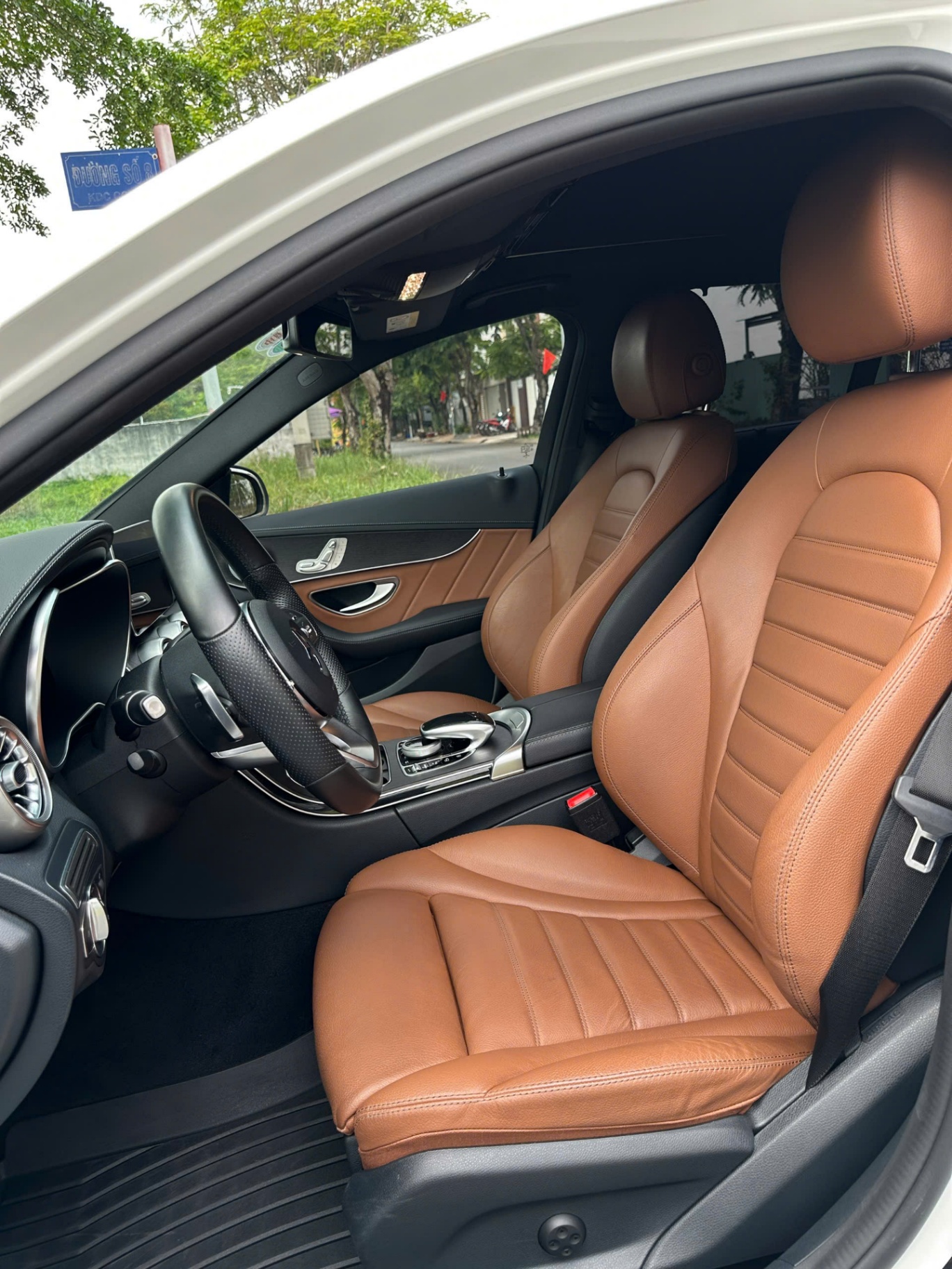 Mercedes C class C300 AMG 2019 - Nội thất 2