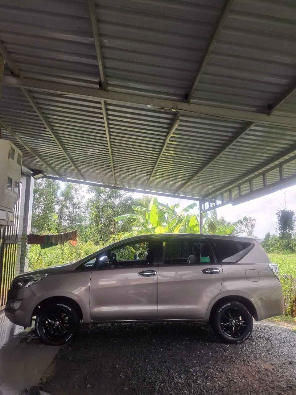 Toyota Innova 2.0E 2020 - Ngoại thất 4