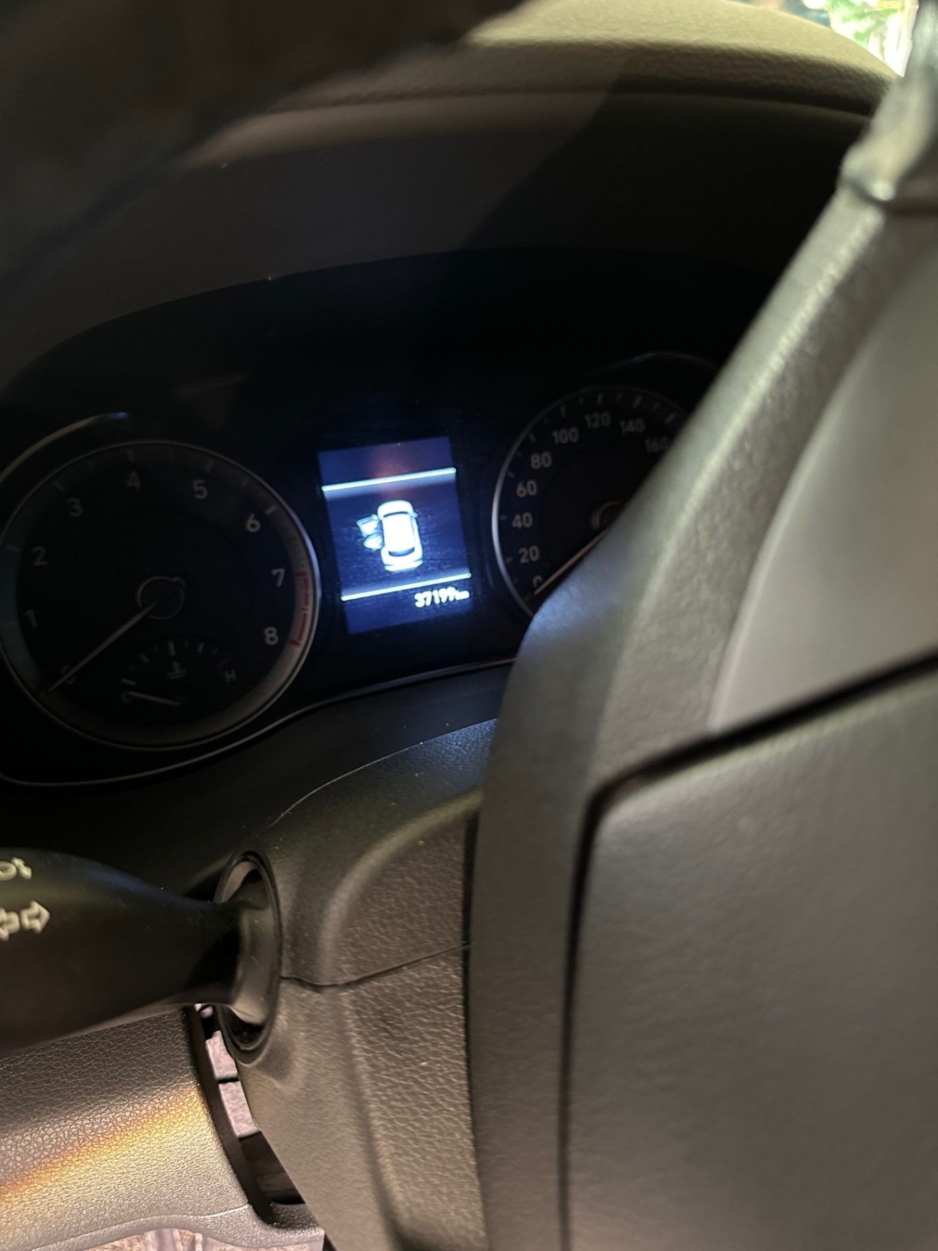 Hyundai Kona 2.0 AT 2019 - Nội thất 5