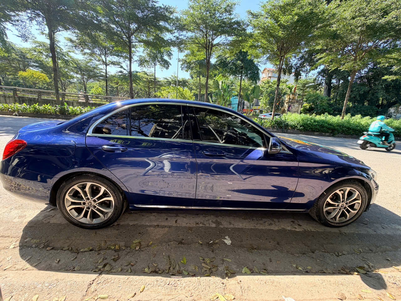 Mercedes C class C200 2017 - Ngoại thất 11