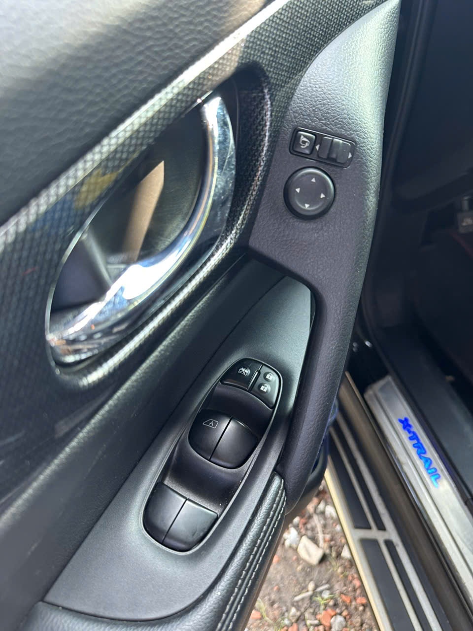 Nissan X trail 2.5 SV Luxury 2019 - Nội thất 9