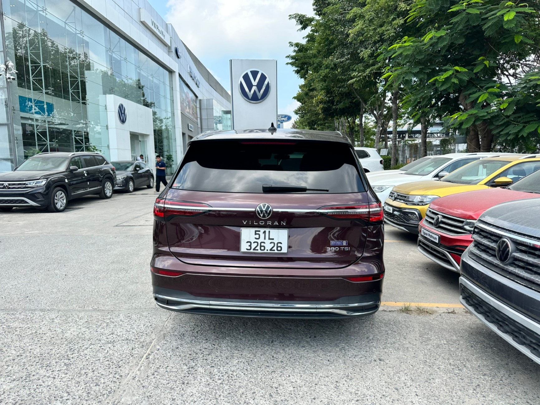 Volkswagen Viloran Luxury 2024