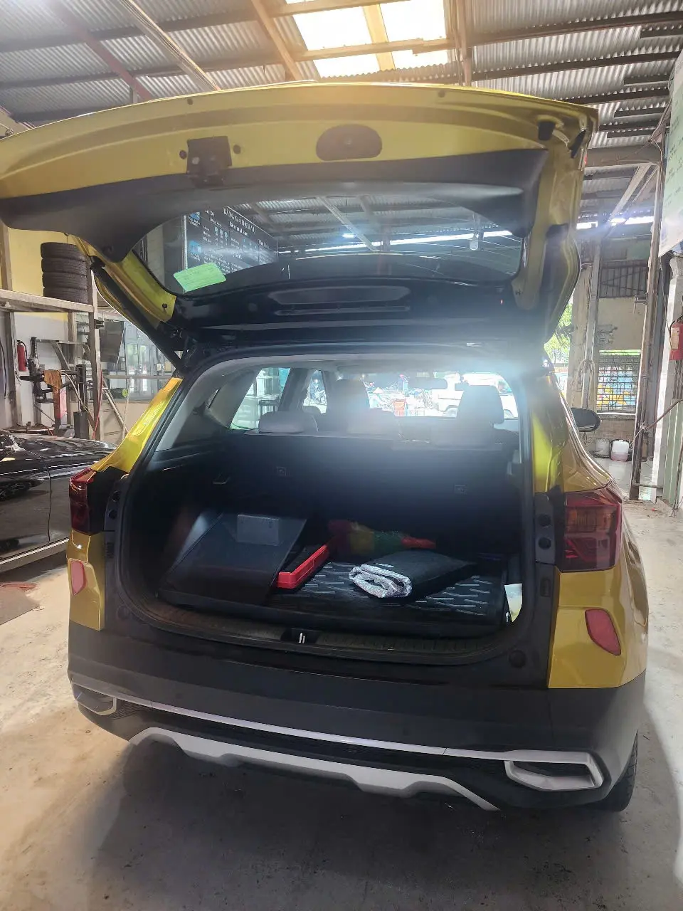 Kia Seltos Premium 1.6 AT 2022 - Ngoại thất 12