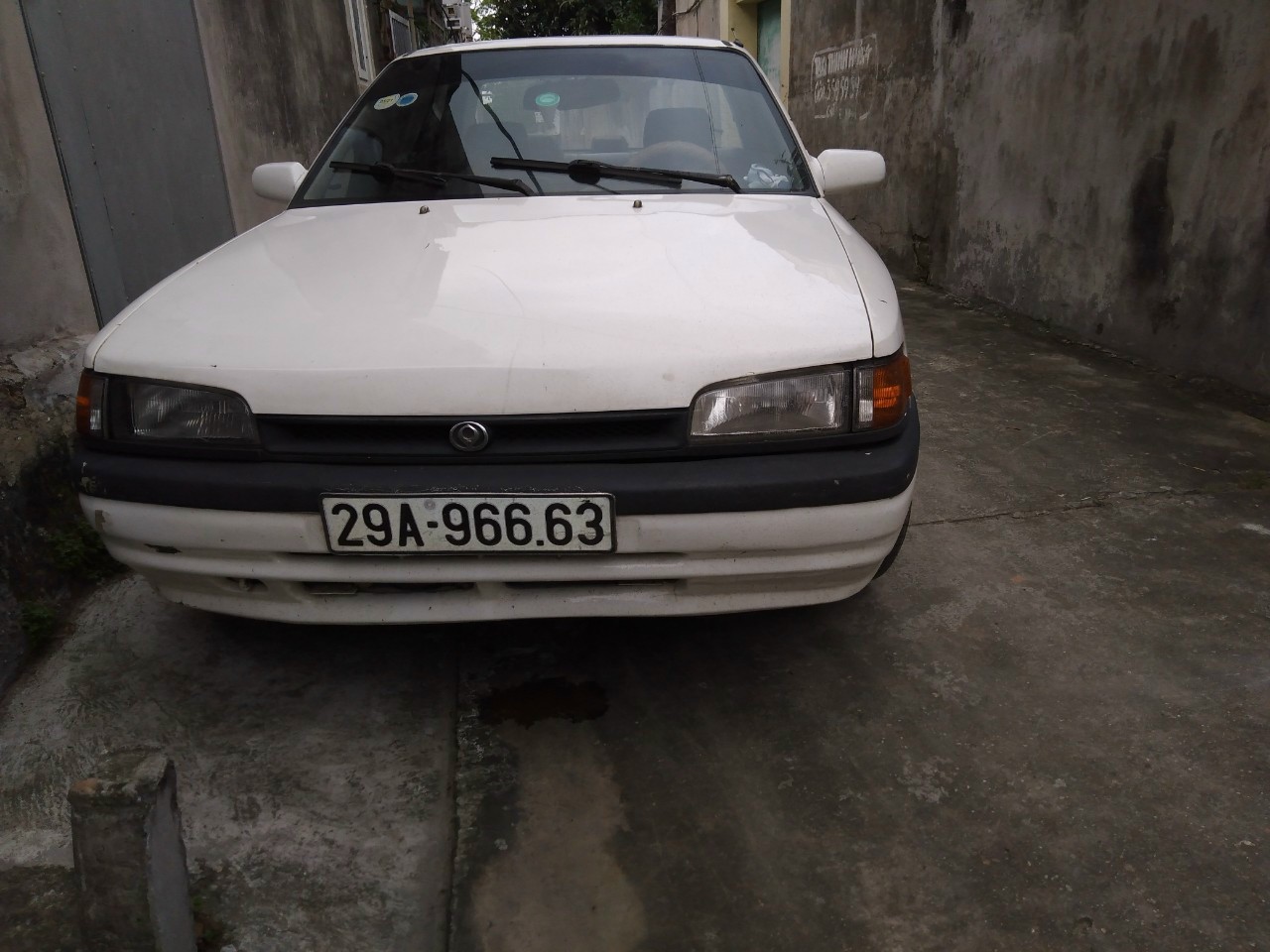Mazda 323 1.6 MT 1997