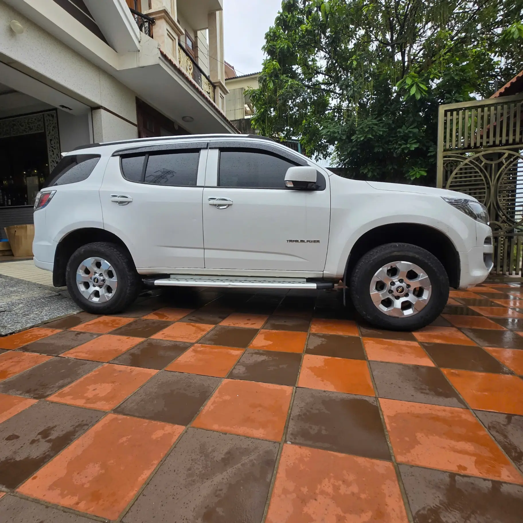 Chevrolet Trailblazer LT 2.5L VGT 4x2 AT 2018 - Ngoại thất 3
