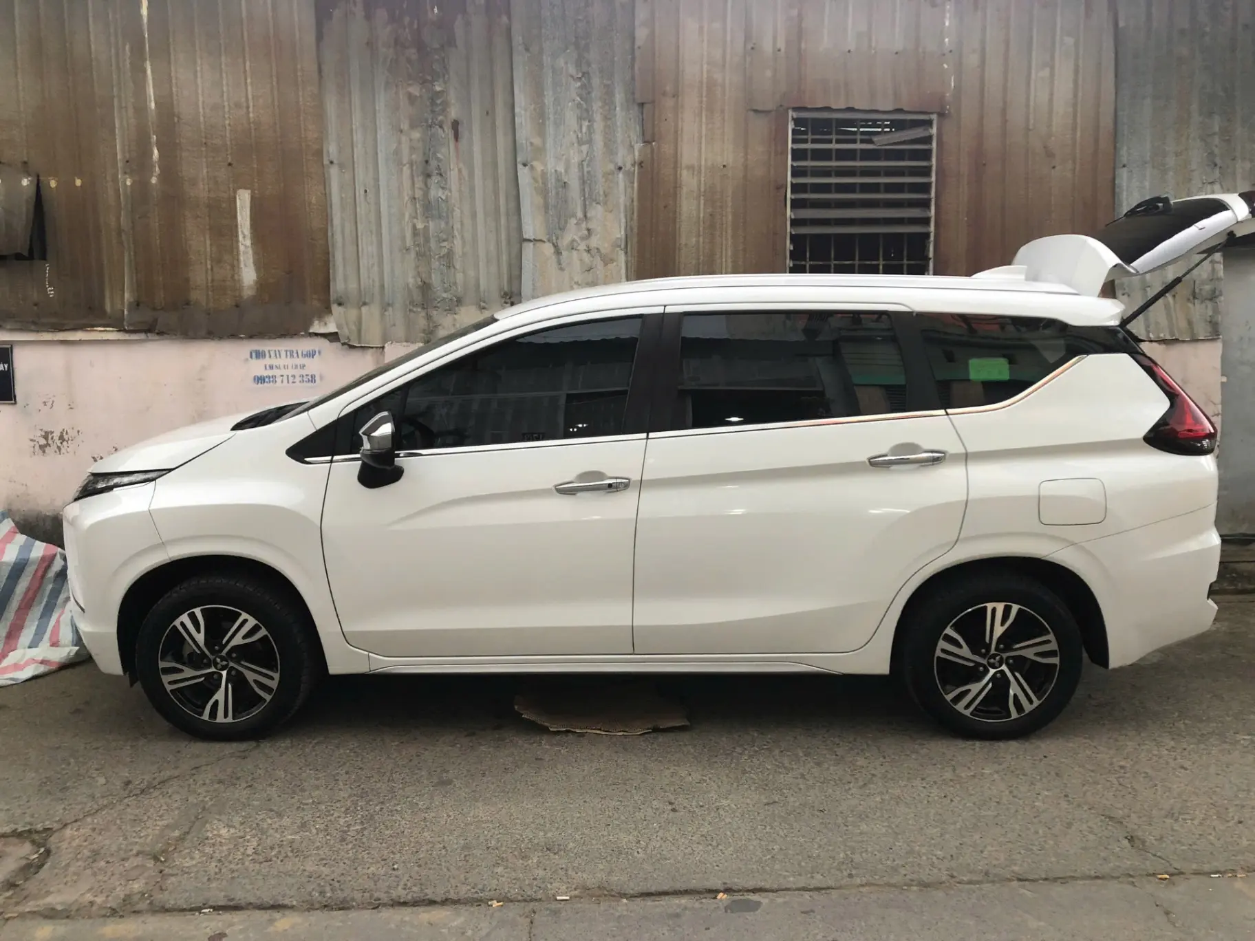 Mitsubishi Xpander 1.5 AT 2020 - Ngoại thất 4