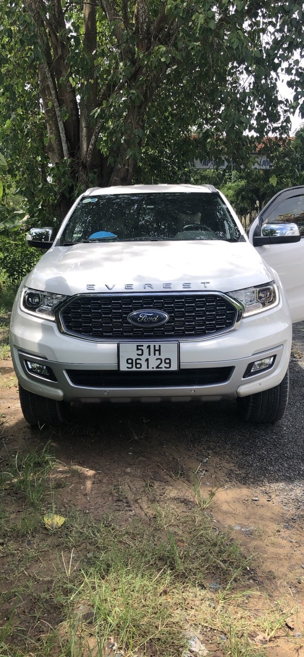 Ford Everest Titanium 2.0L 4x2 AT 2021