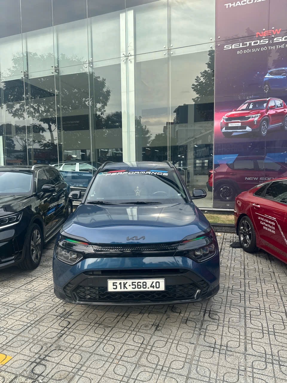 Kia Carens 1.5G Luxury 2022