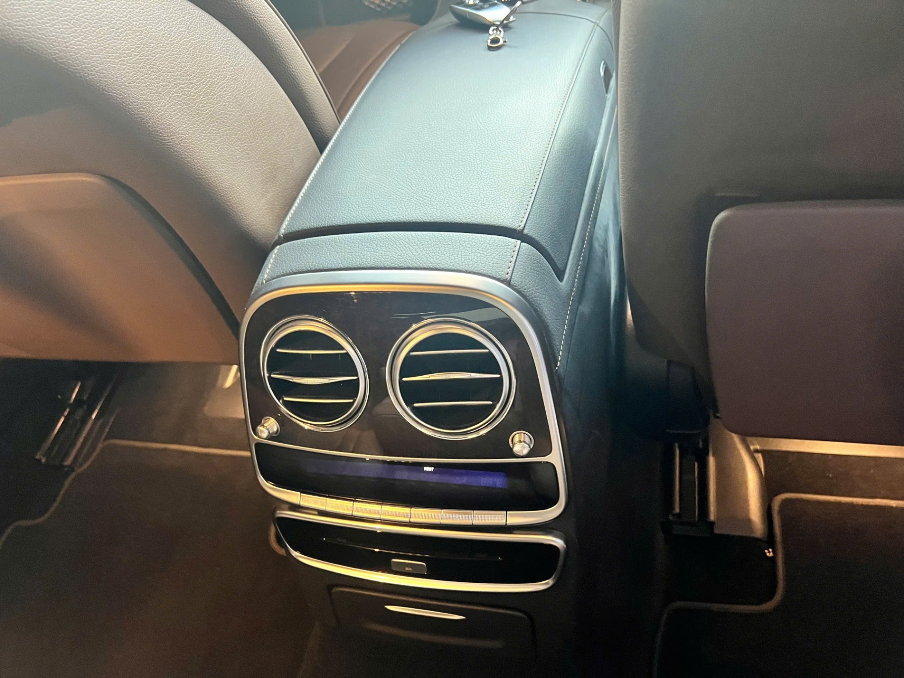 Mercedes S class S450L 2020 - Nội thất 10