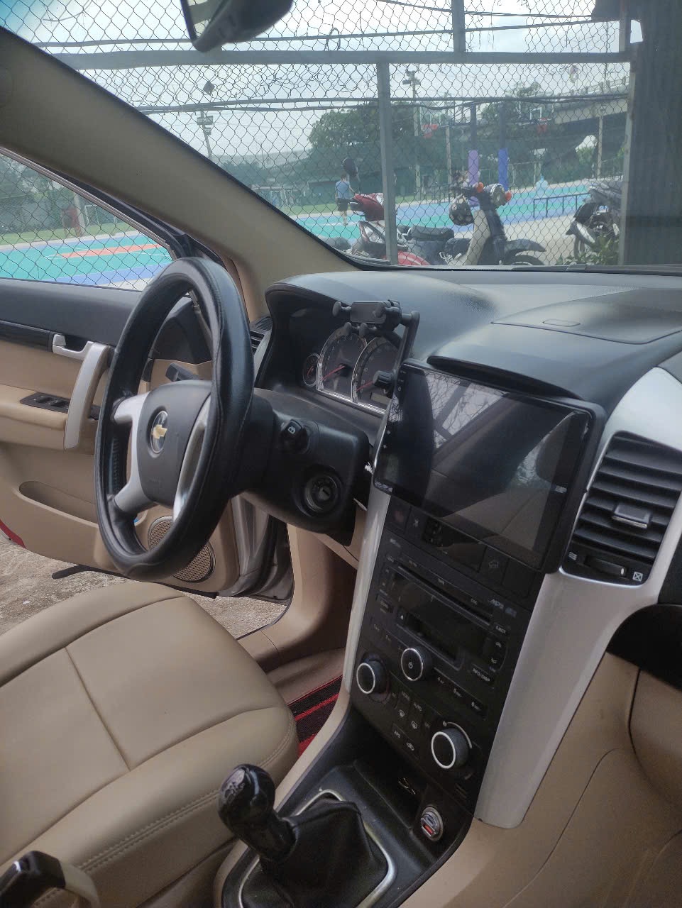 Chevrolet Captiva LS 2.4 MT 2007 - Nội thất 5