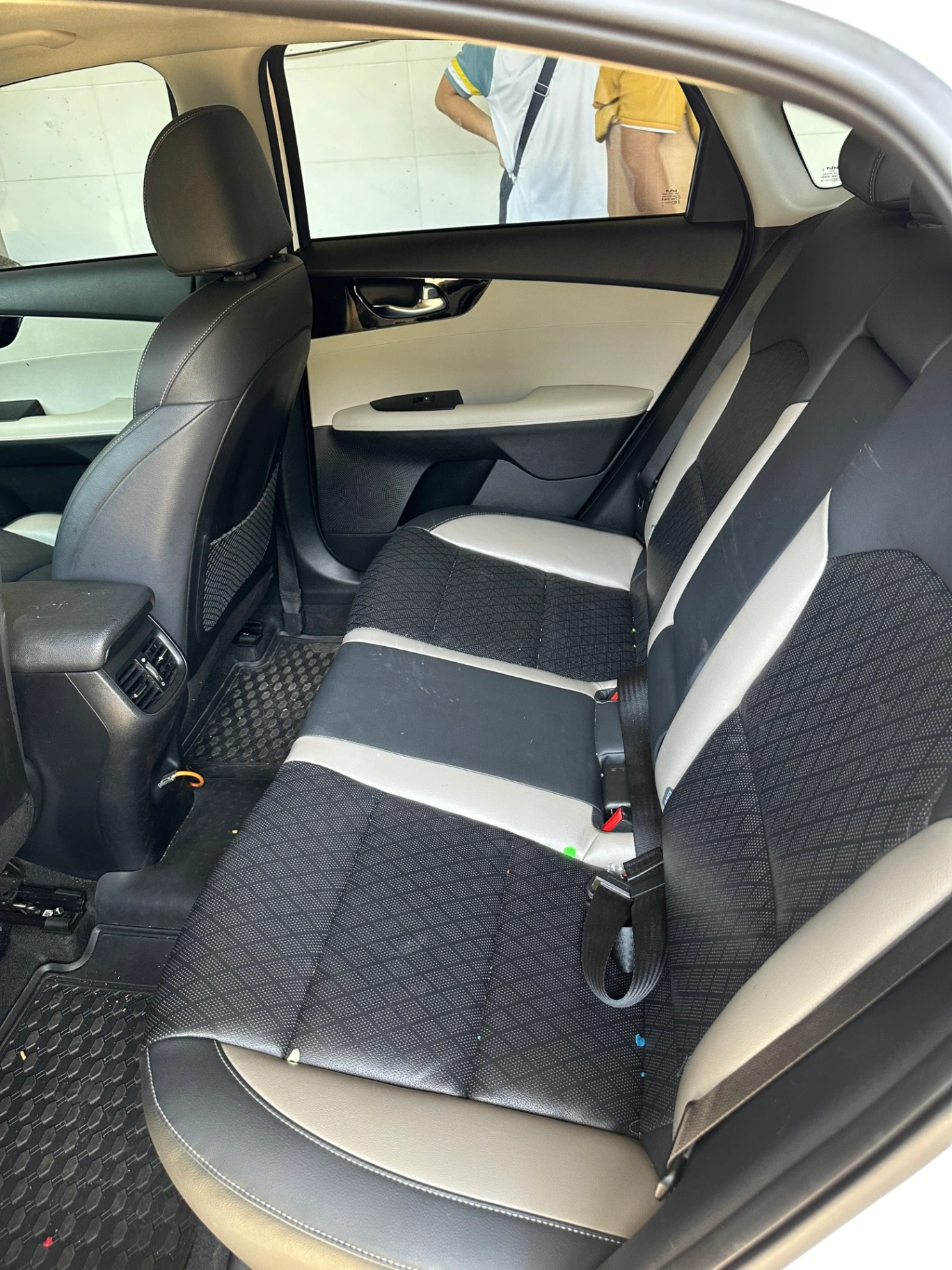 Kia K3 Luxury 1.6 AT 2022 - Nội thất 5