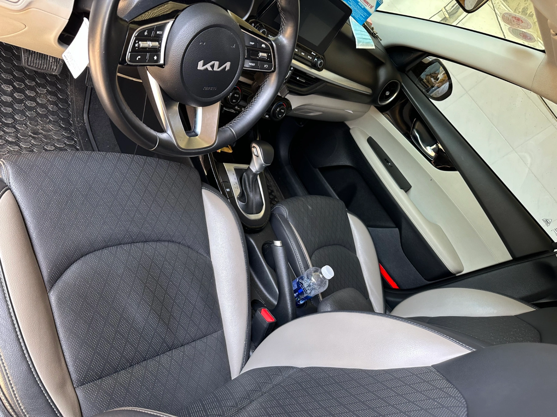 Kia K3 Luxury 1.6 AT 2022 - Nội thất 1