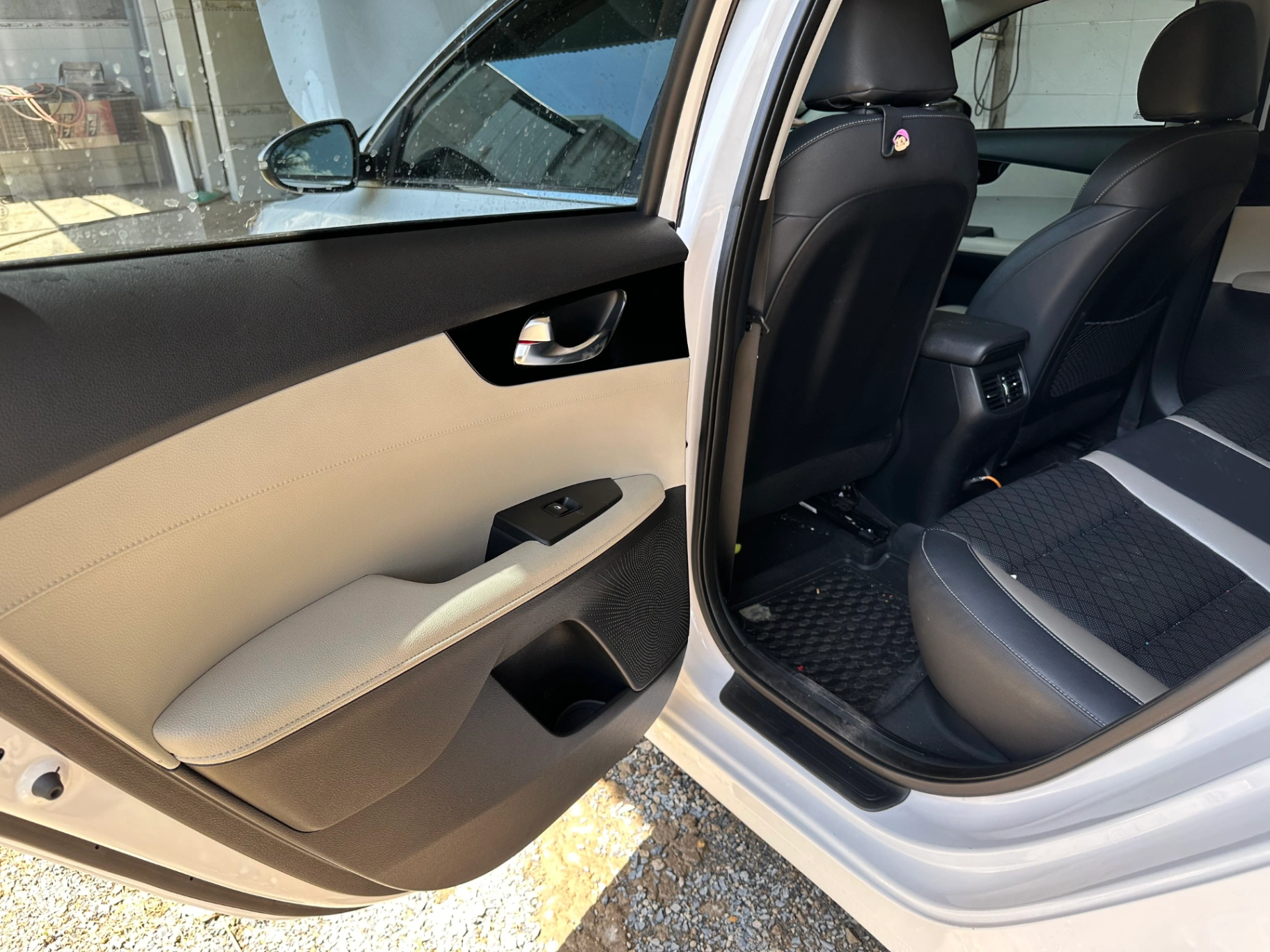 Kia K3 Luxury 1.6 AT 2022 - Nội thất 3