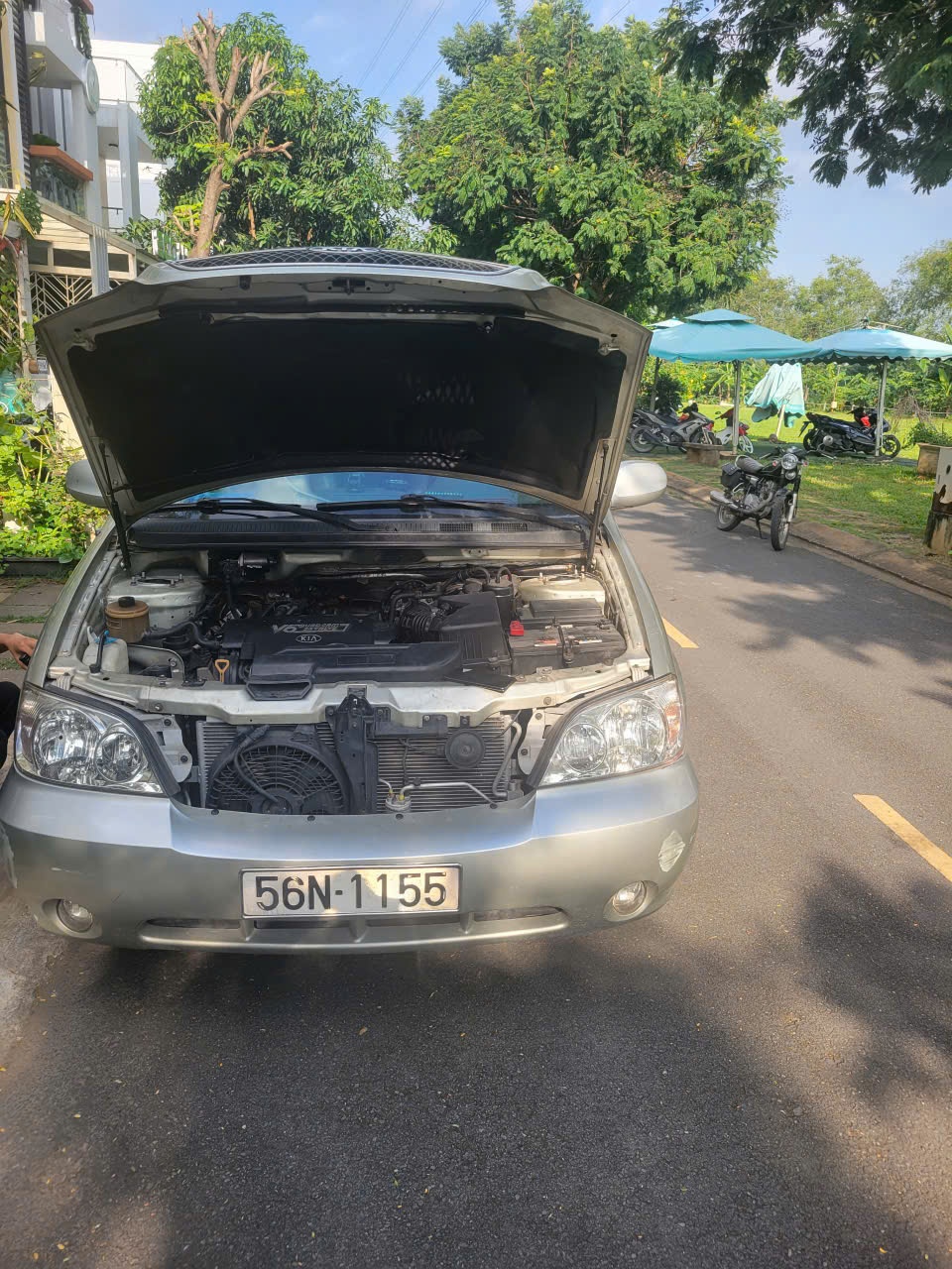 Kia Carnival GS 2.5 AT 2009 - Ngoại thất 3