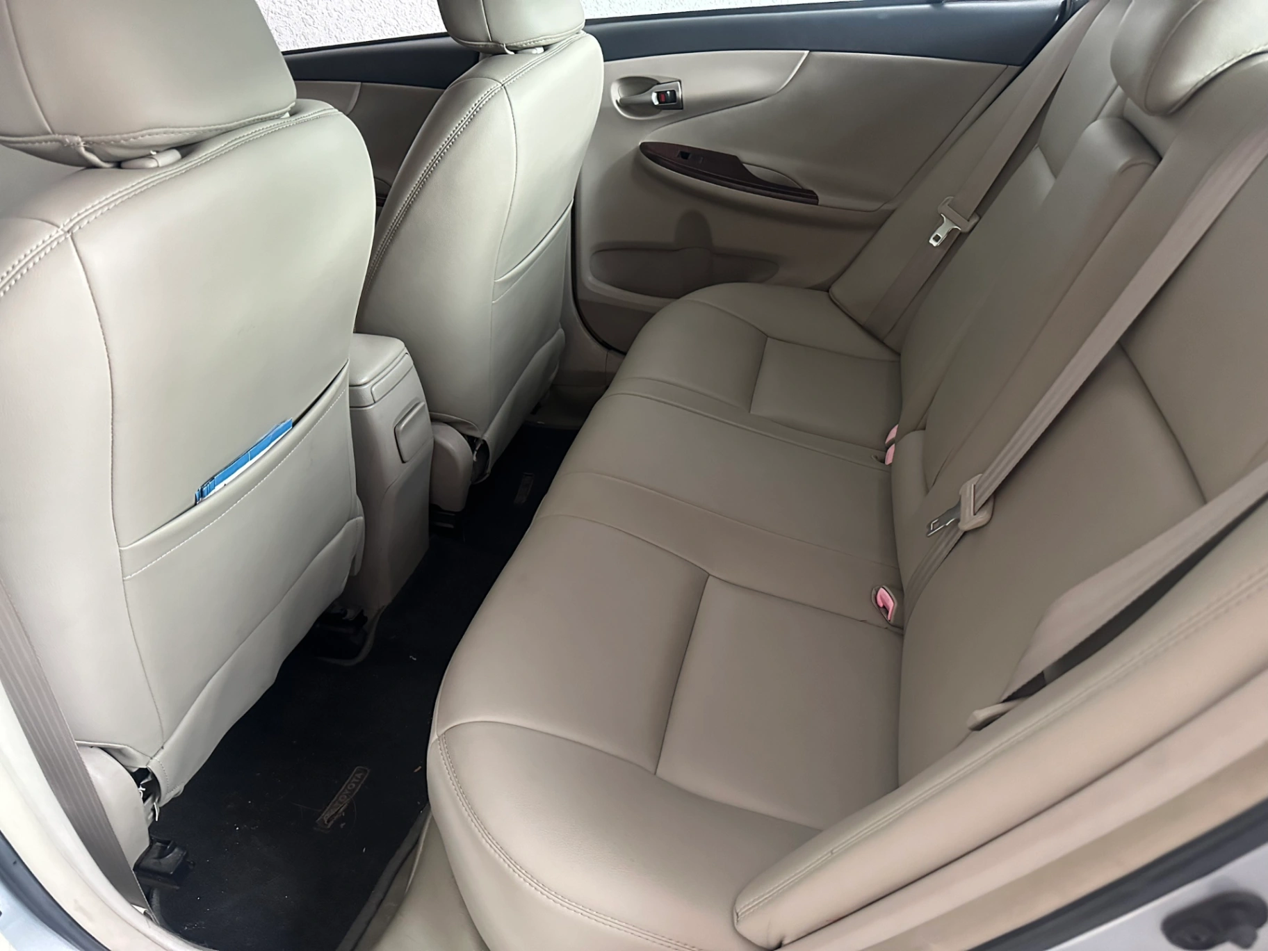 Toyota Corolla altis 2.0V 2011 - Nội thất 3