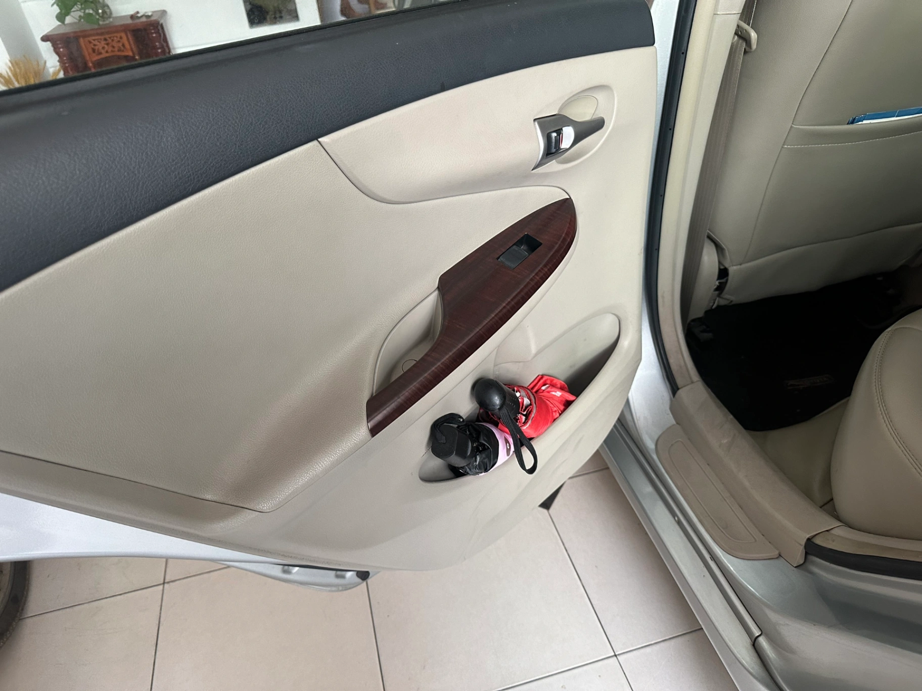 Toyota Corolla altis 2.0V 2011 - Nội thất 4