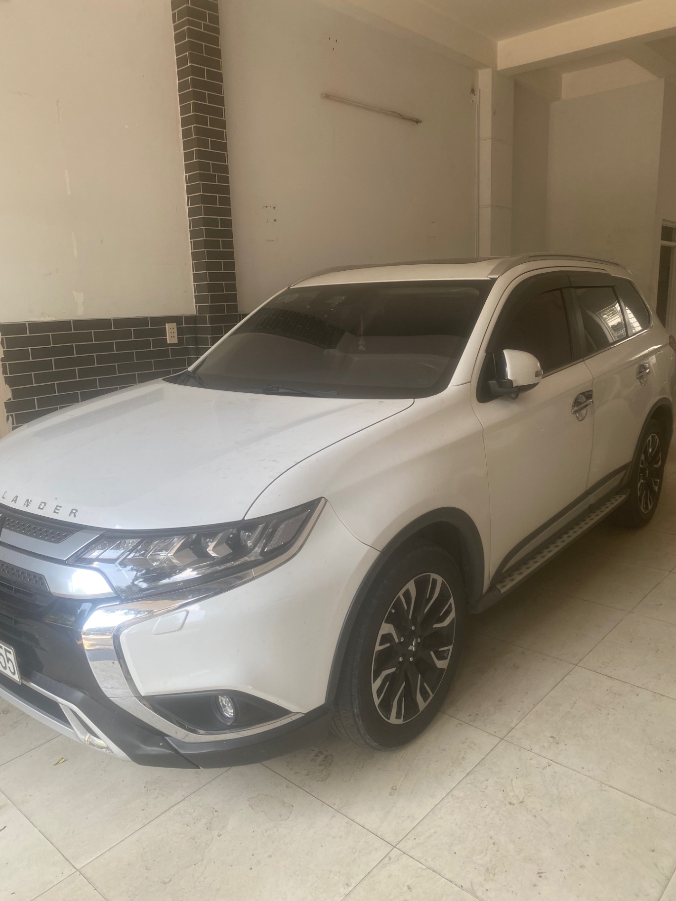 Mitsubishi Outlander 2.4 CVT Premium 2020