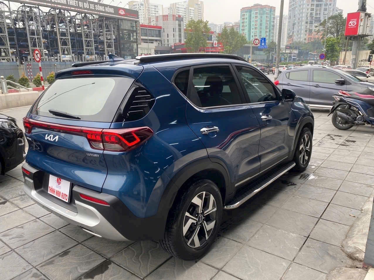 Kia Sonet Luxury 1.5 AT 2023