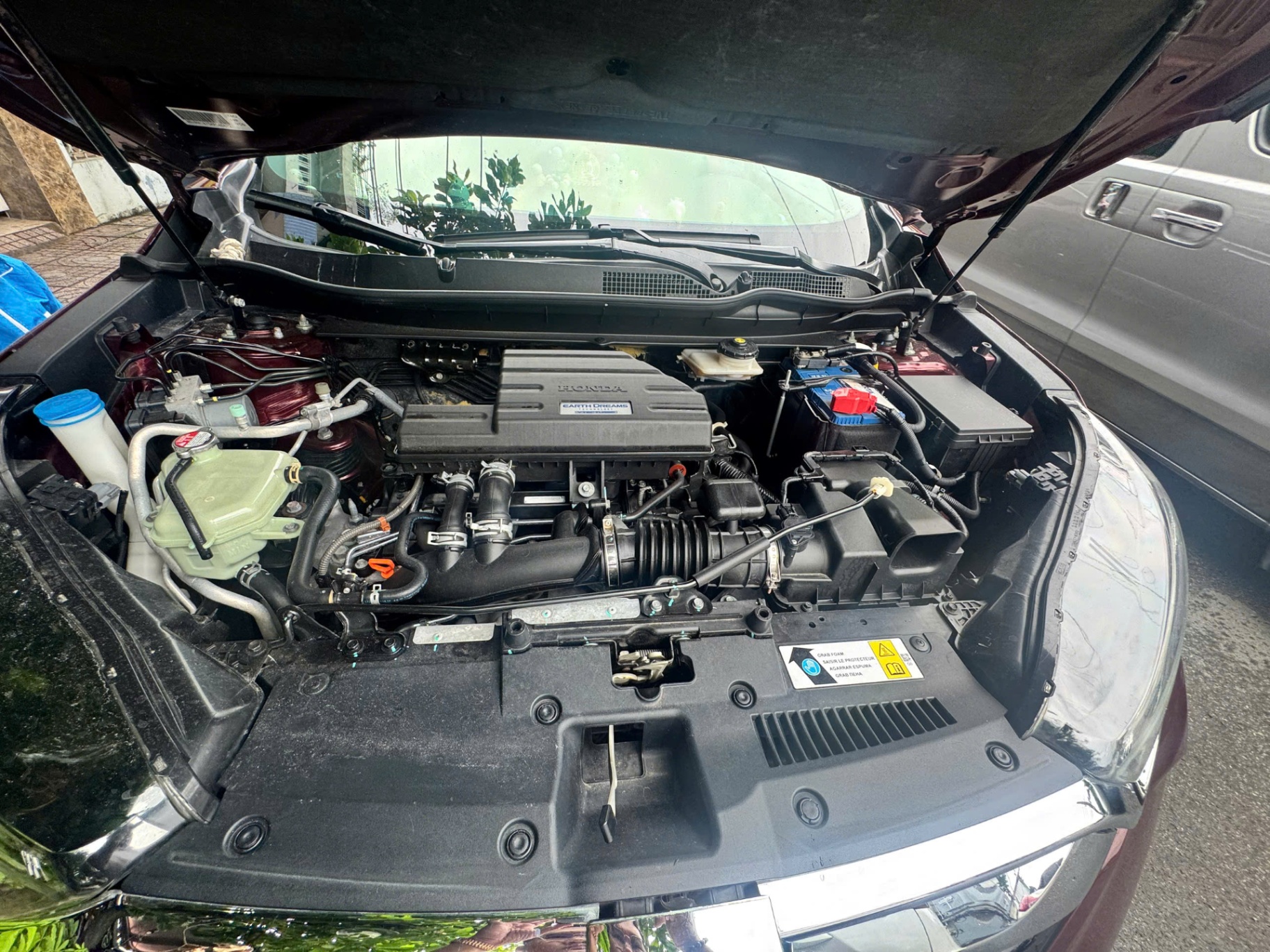 Honda CRV L 2019 - Khoang động cơ 4