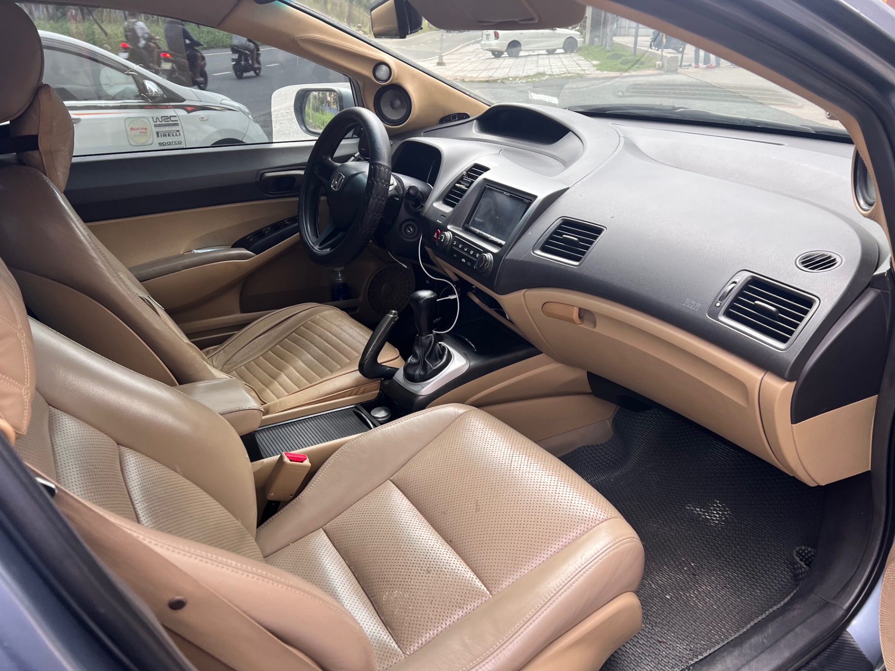 Honda Civic 1.8 MT 2007 - Nội thất 2