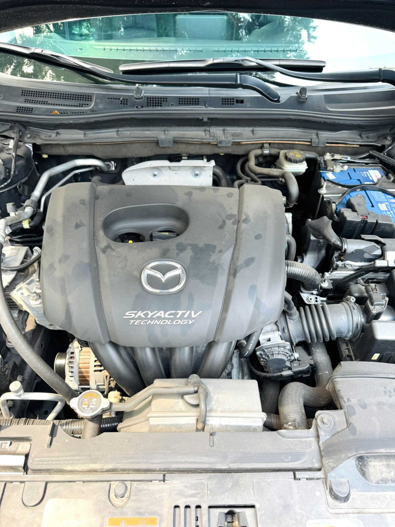 Mazda 3 1.5 AT 2017 - Khoang động cơ 1