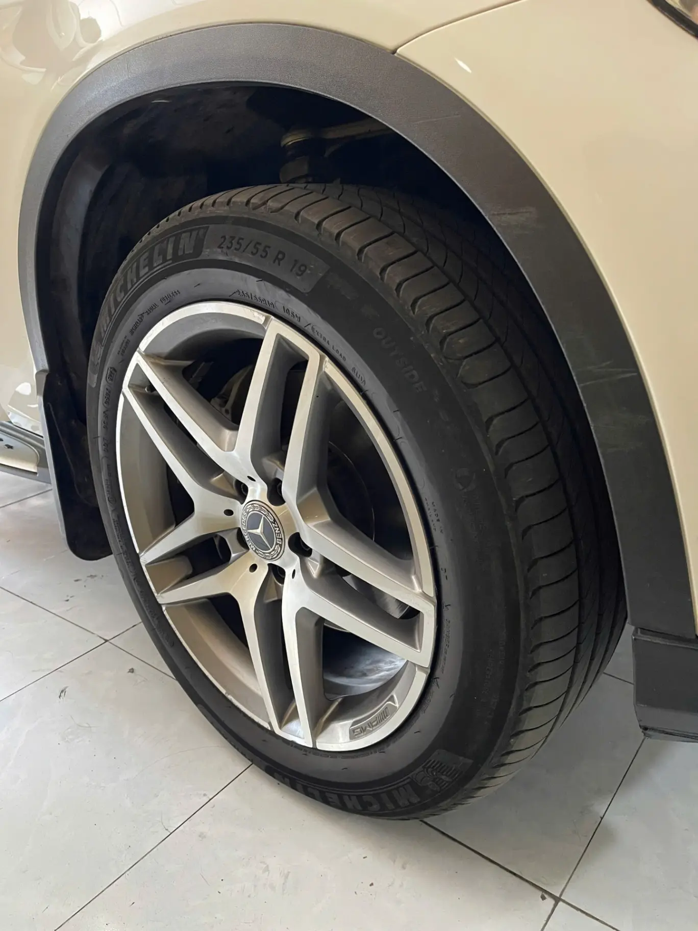 Mercedes Glc 250 4Matic 2017 - Ngoại thất 3
