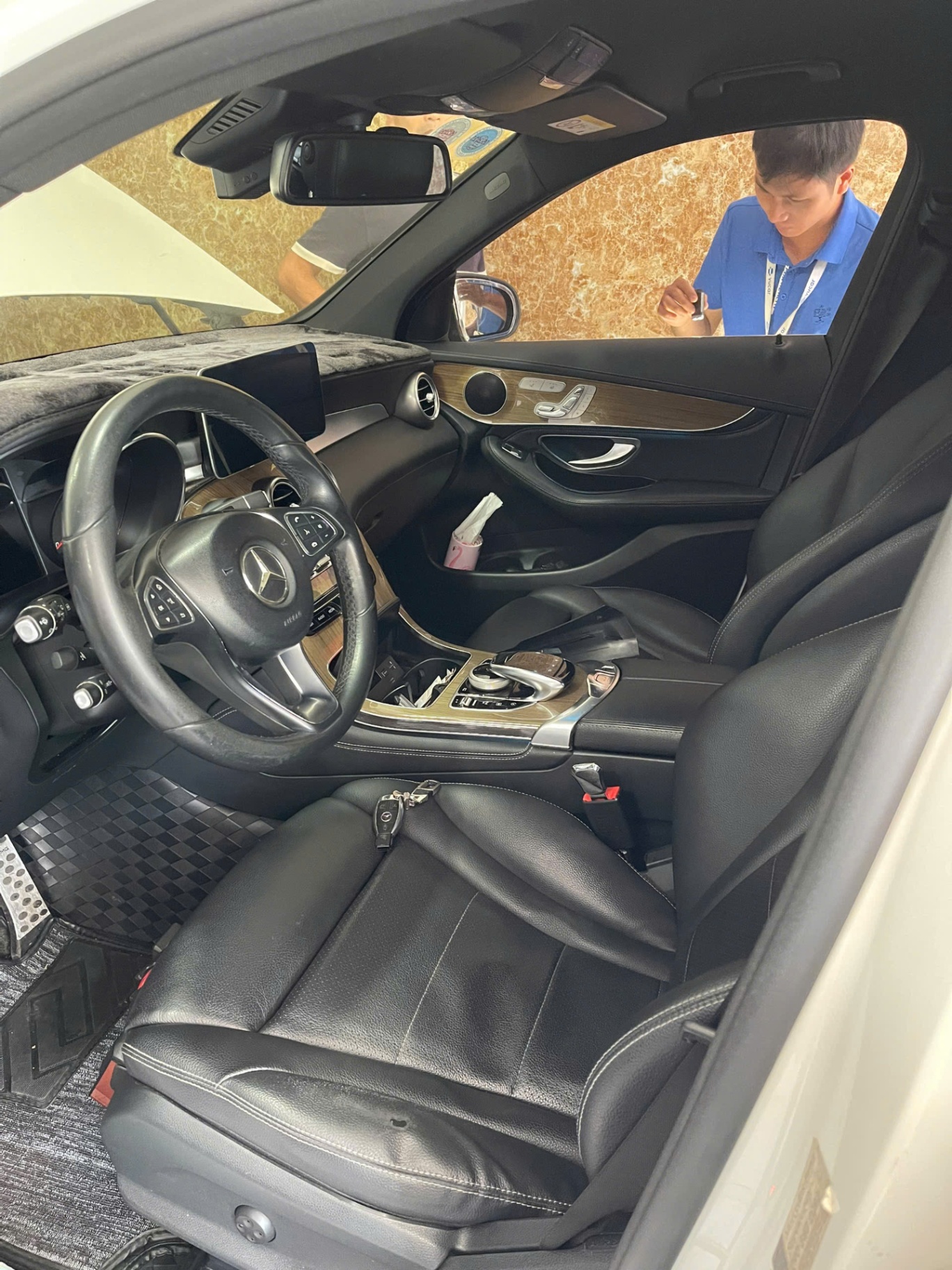 Mercedes Glc 250 4Matic 2017 - Nội thất 9