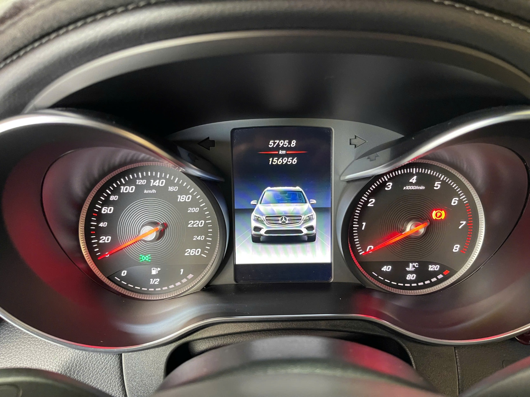 Mercedes Glc 250 4Matic 2017 - Nội thất 10