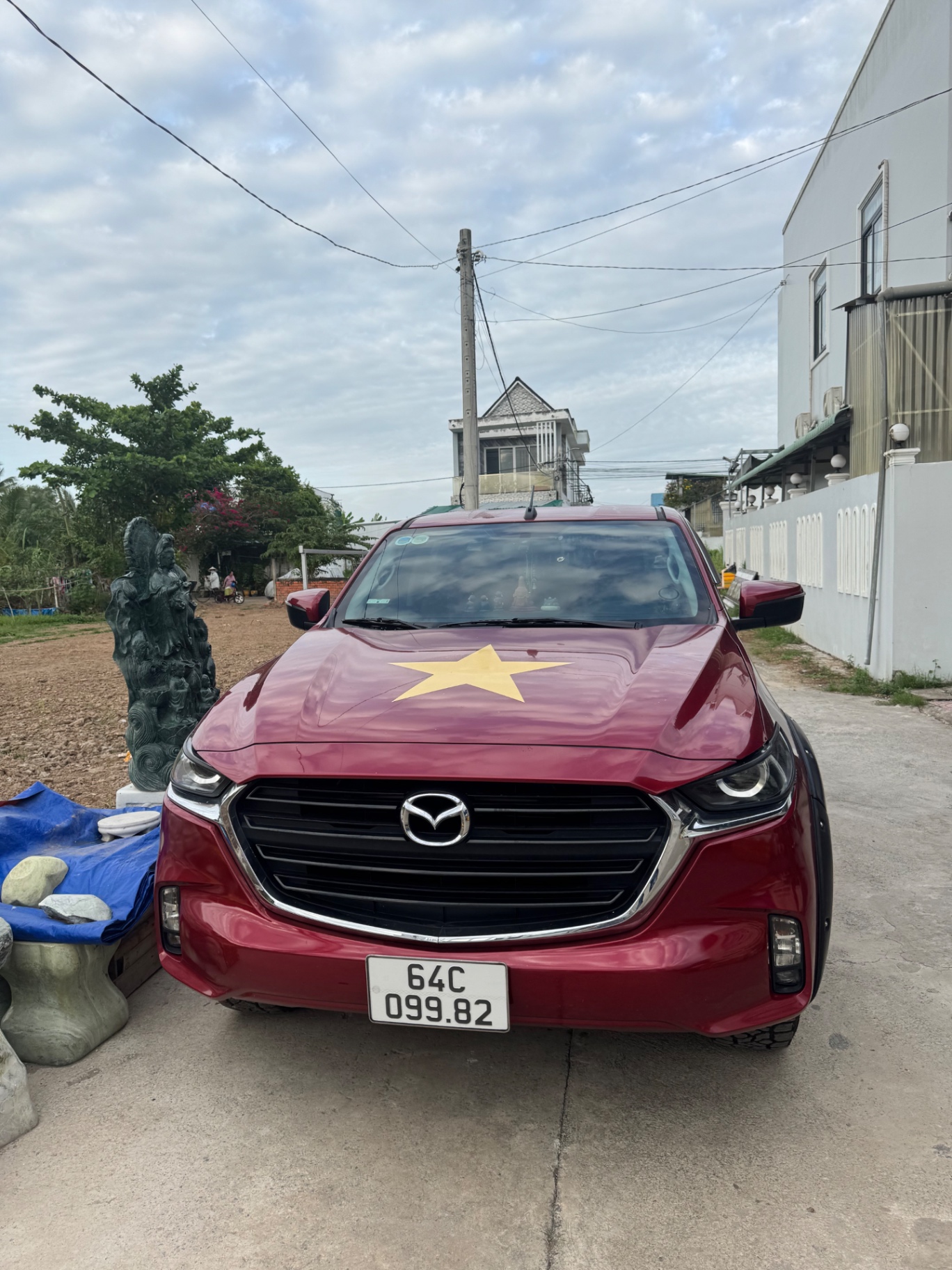 Mazda Bt50 1.9L 4x2 MT 2022