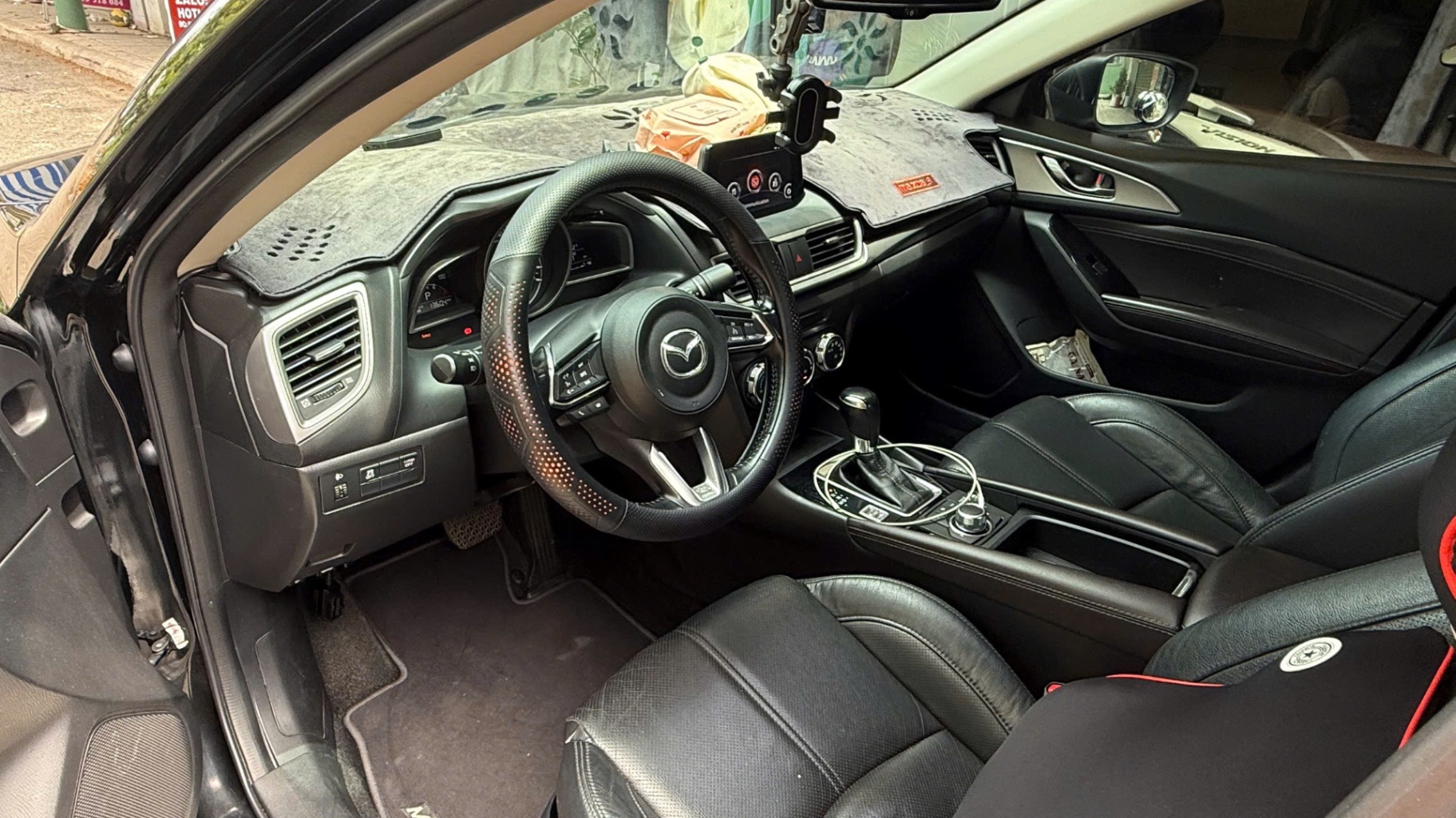 Mazda 3 1.5 AT 2017 - Nội thất 2