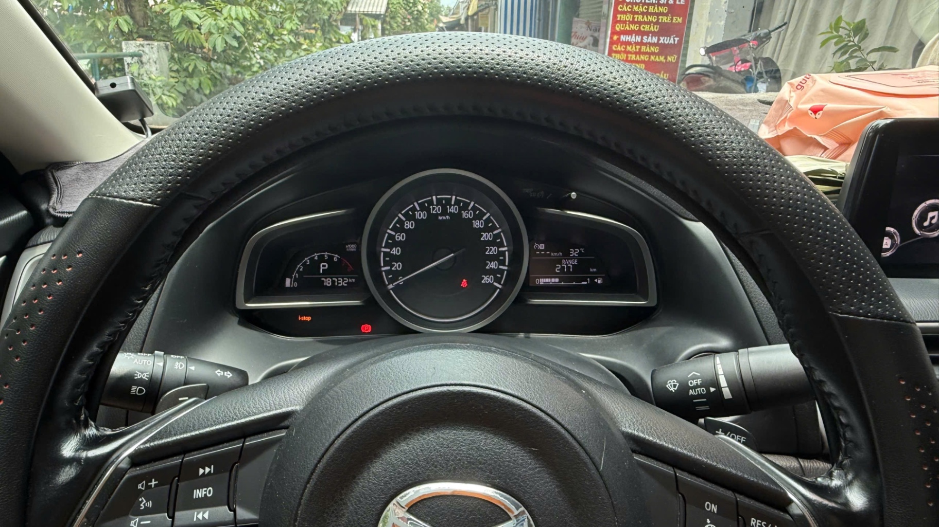 Mazda 3 1.5 AT 2017 - Nội thất 1
