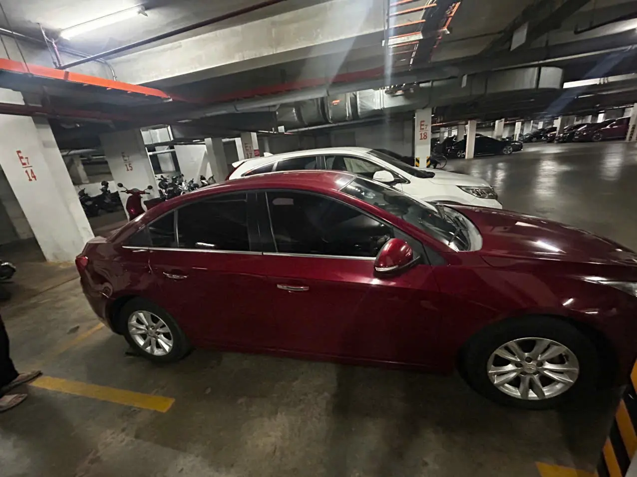 Chevrolet Cruze LT 1.6 MT 2016 - Ngoại thất 10