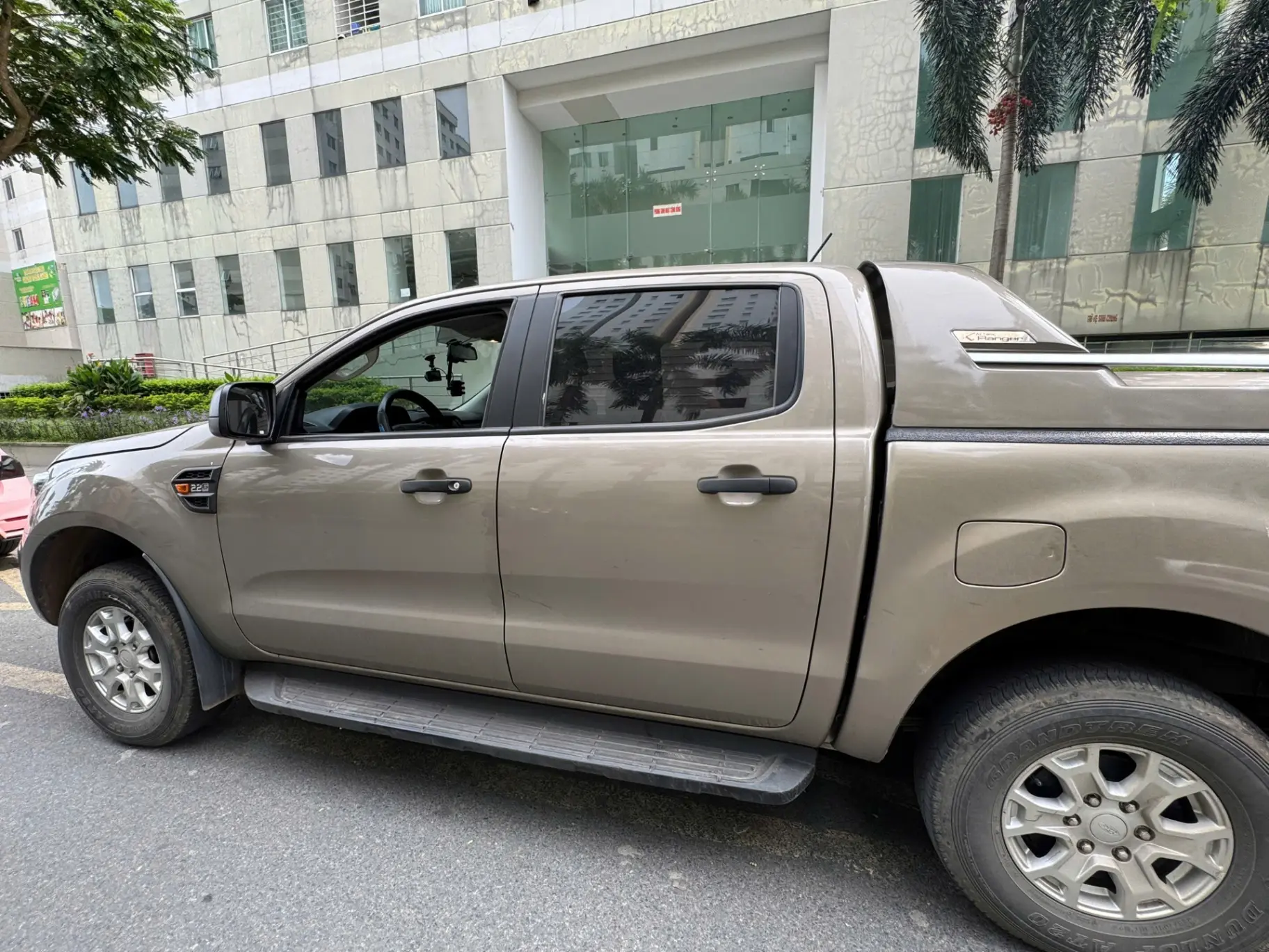 Ford Ranger XLS 2.2L 4x2 MT 2021 - Ngoại thất 3