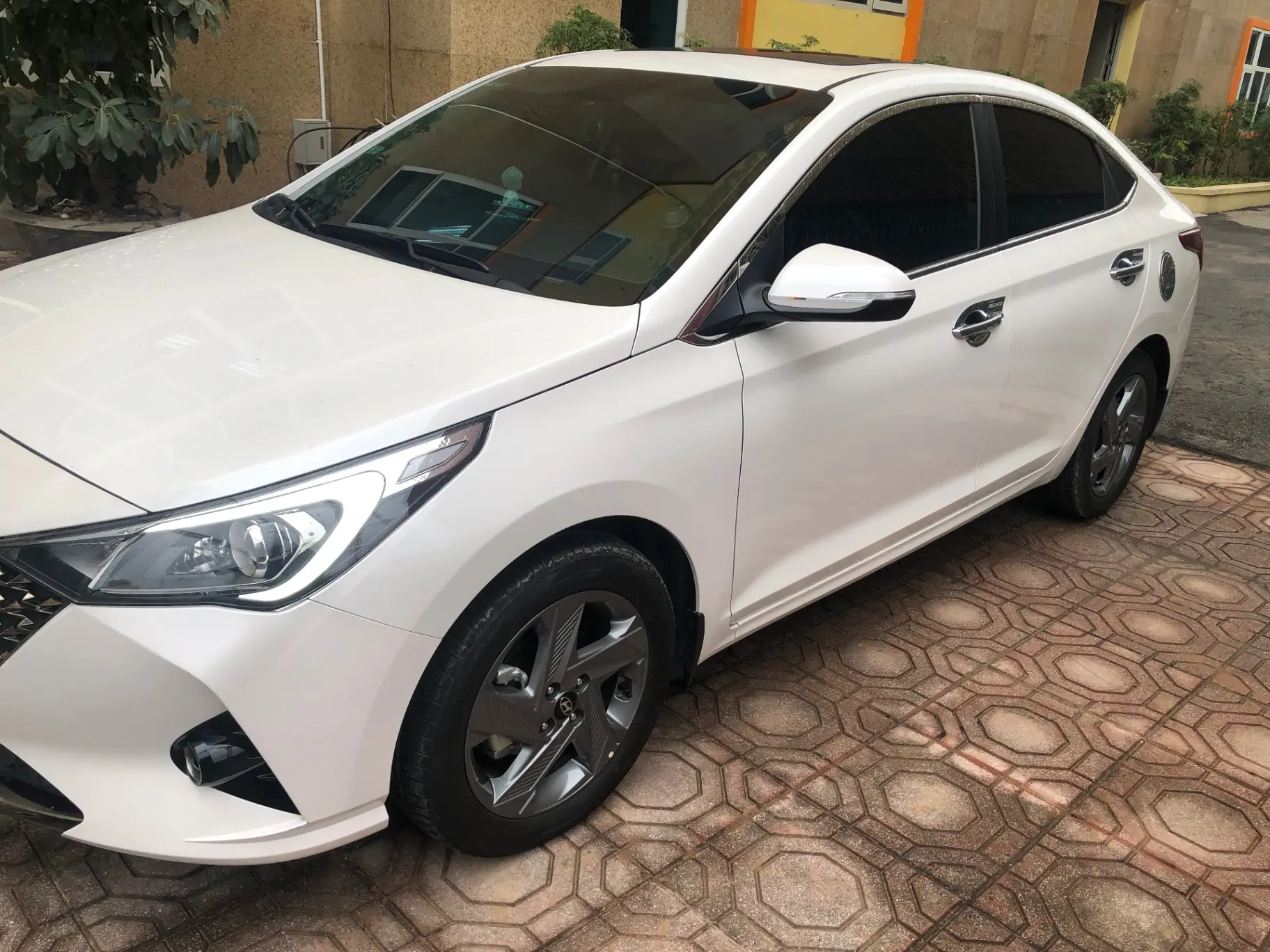 Hyundai Accent 1.4 AT Đặc Biệt 2021 - Ngoại thất 2