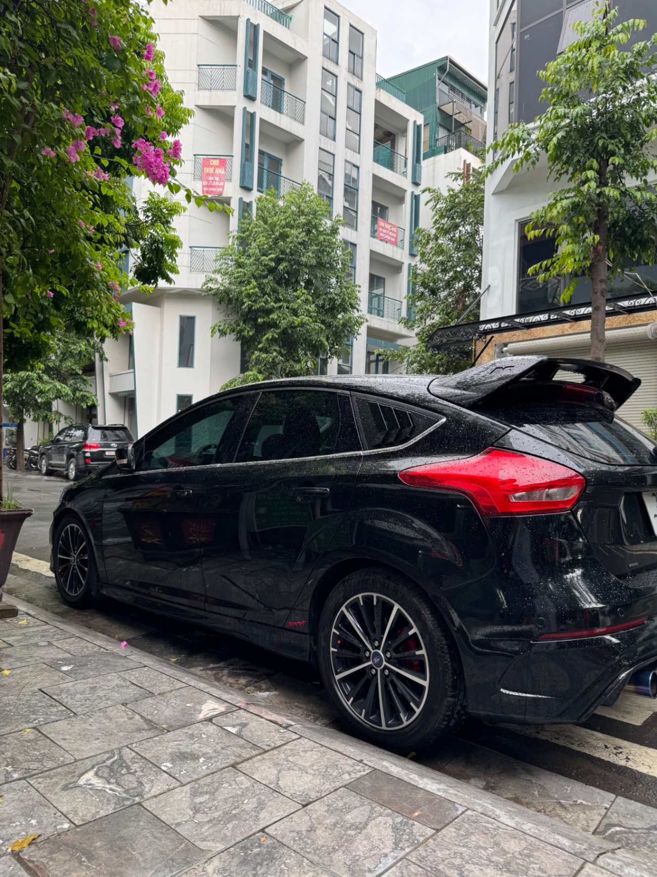 Ford Focus Sport 1.5L 2017 - Ngoại thất 1