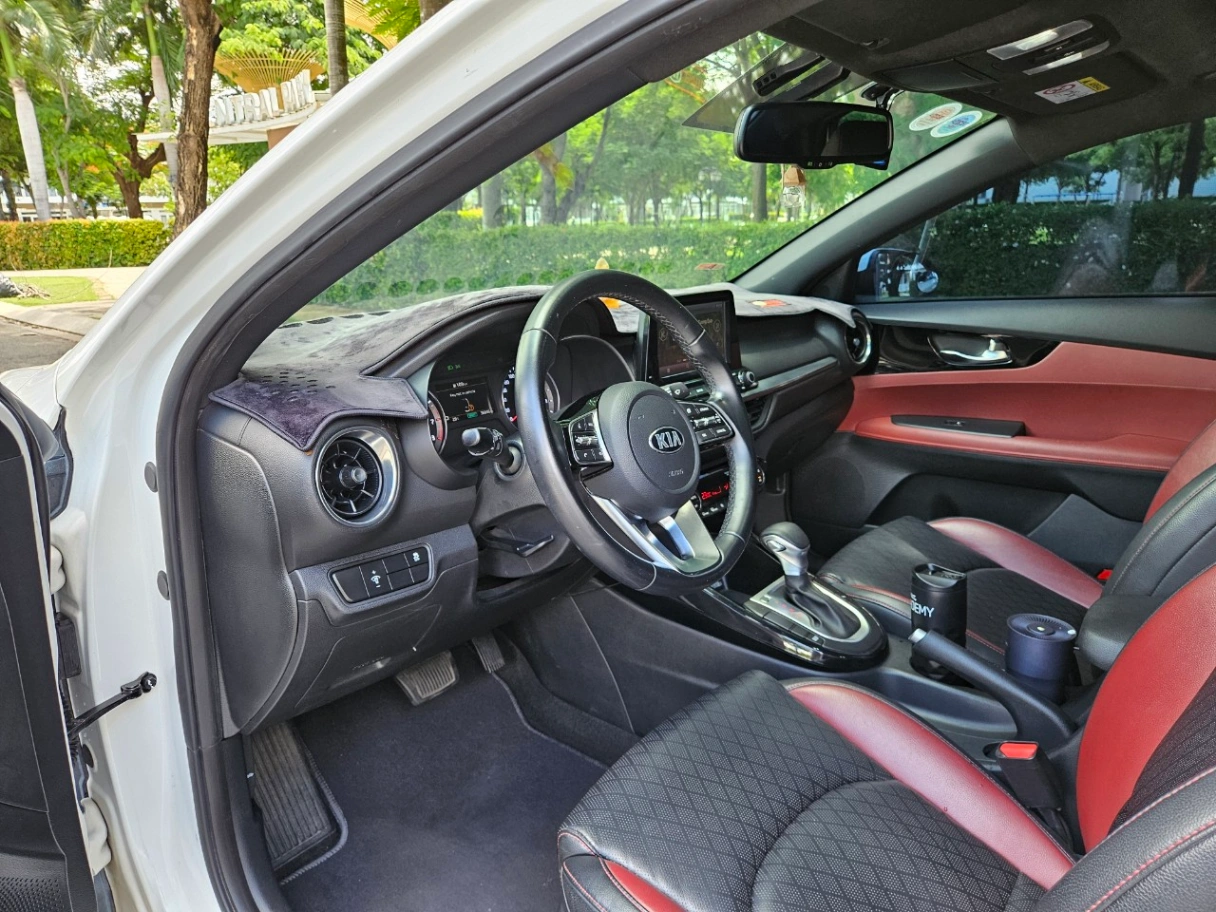 Kia Cerato 2.0 AT Premium 2020 - Nội thất 5
