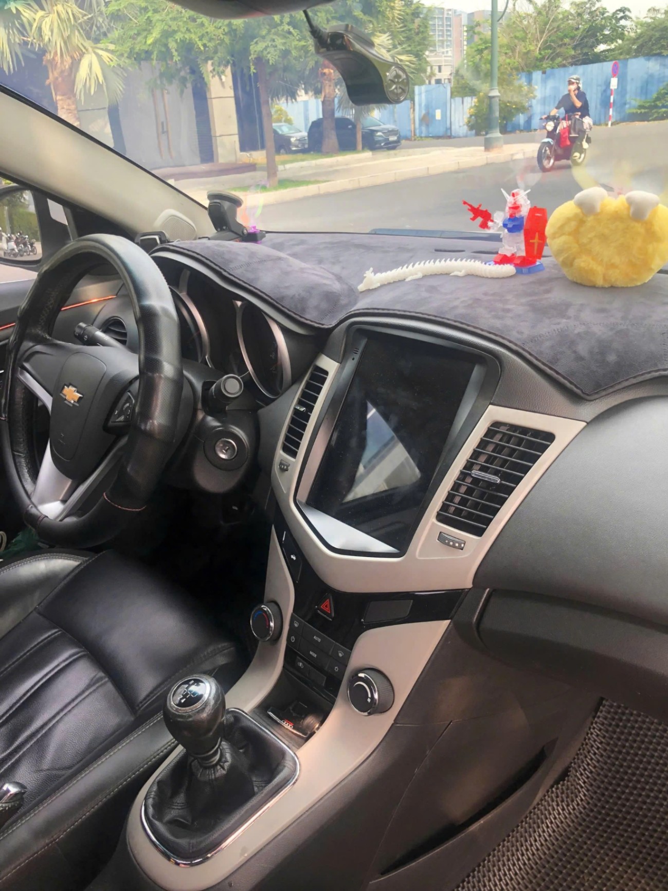 Chevrolet Cruze LT 1.6L 2017 - Nội thất 1