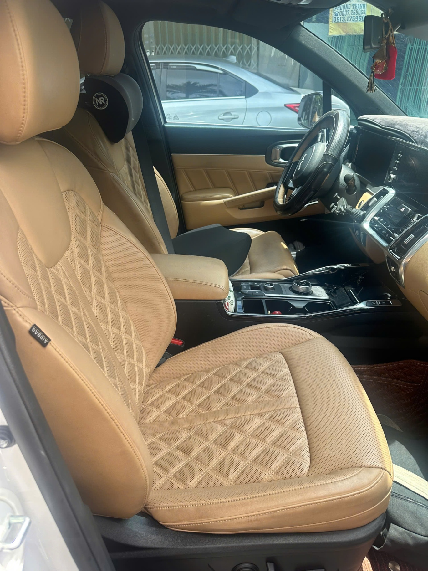 Kia Sorento Signature 2.2 AT AWD 2023 - Nội thất 2