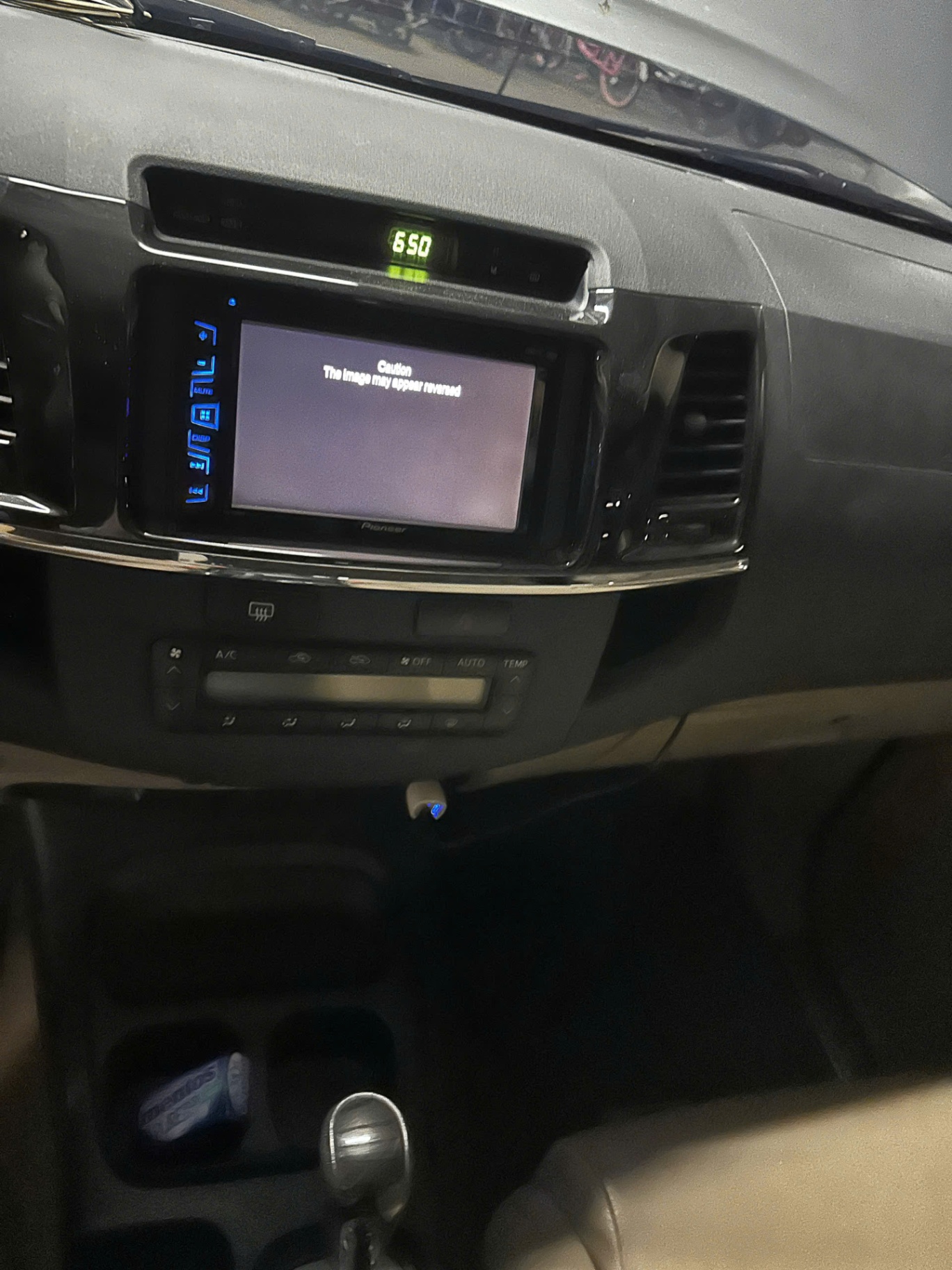 Toyota Fortuner 2.7V 4x2 AT 2015 - Nội thất 6
