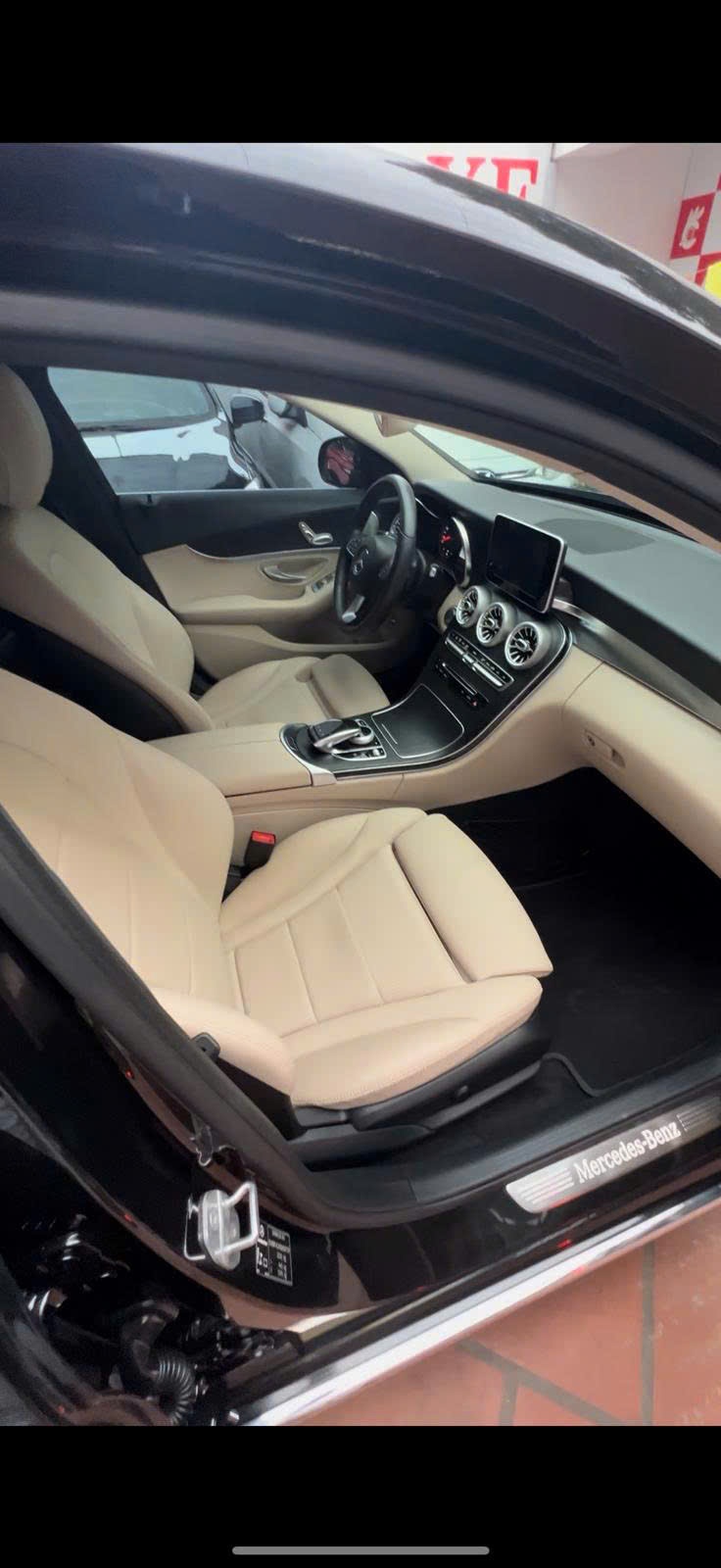 Mercedes C class C300 AMG 2018 - Nội thất 1