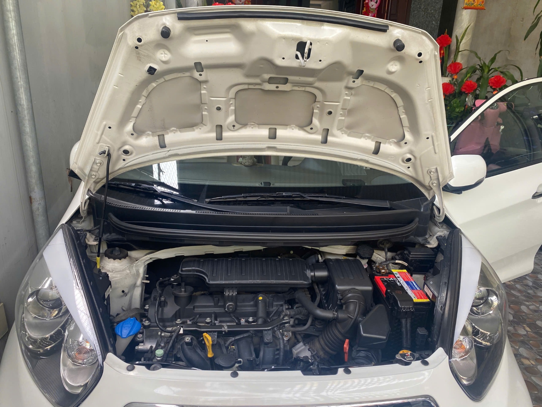 Kia Morning Si AT 2019 - Khoang động cơ 1