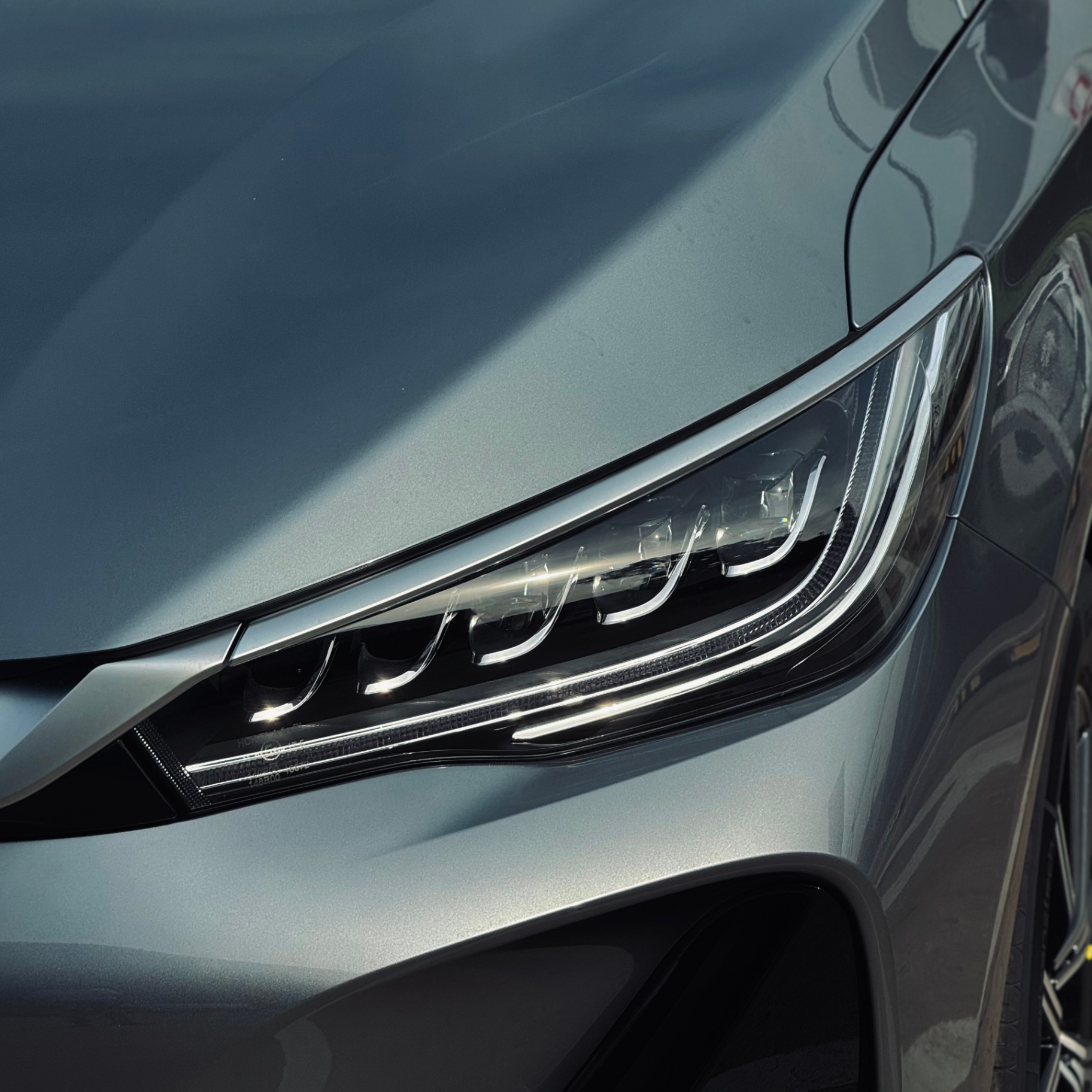 Byd M6 Standard 2025 - Ngoại thất 3