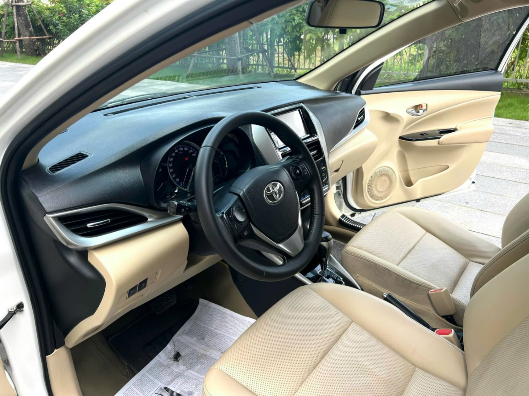 Toyota Vios 1.5G CVT 2021 - Nội thất 1