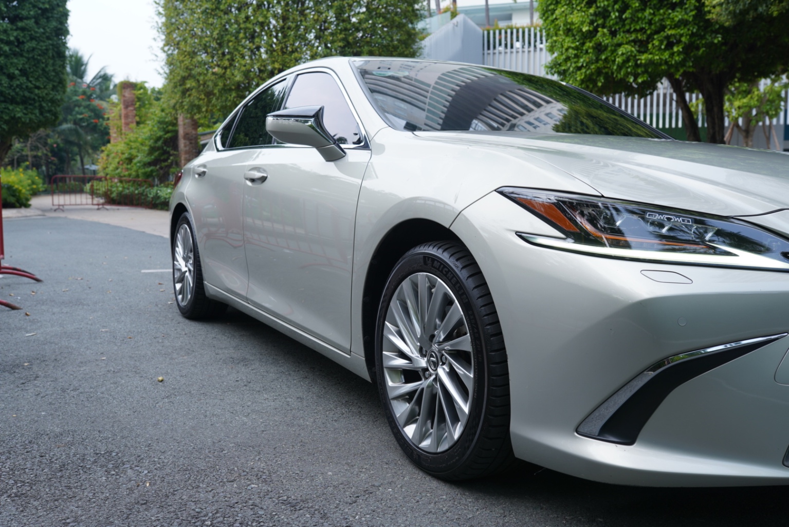 Lexus Es 250 2020 - Ngoại thất 3