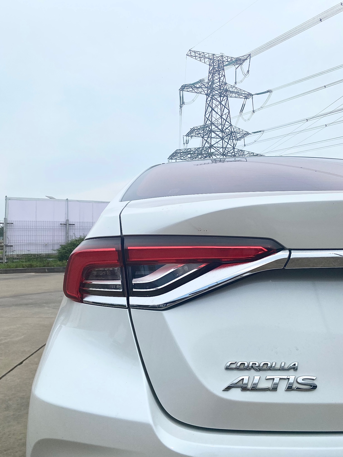Toyota Corolla altis 1.8V 2022 - Ngoại thất 3