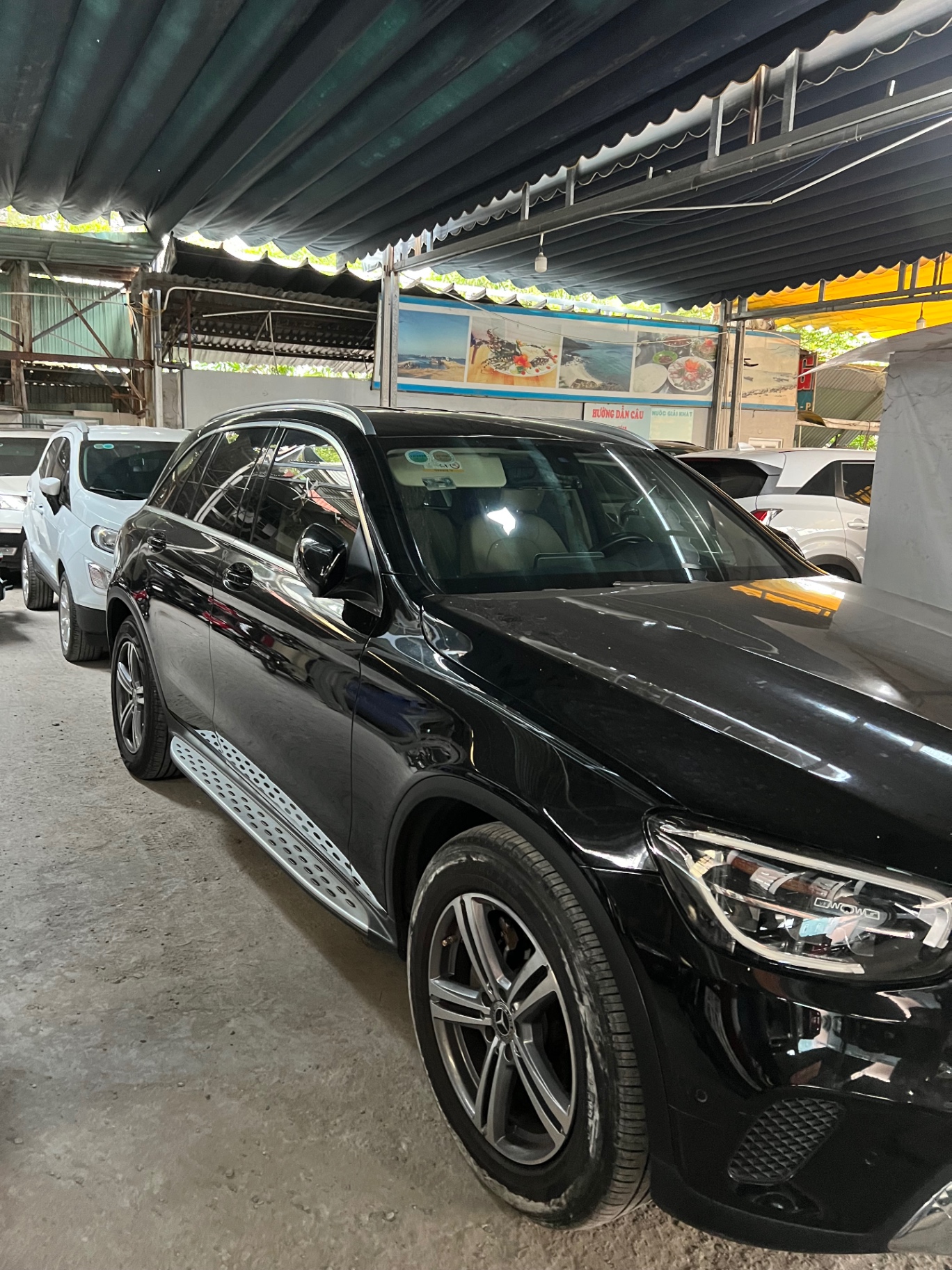 Mercedes Glc 200 2022 - Ngoại thất 2