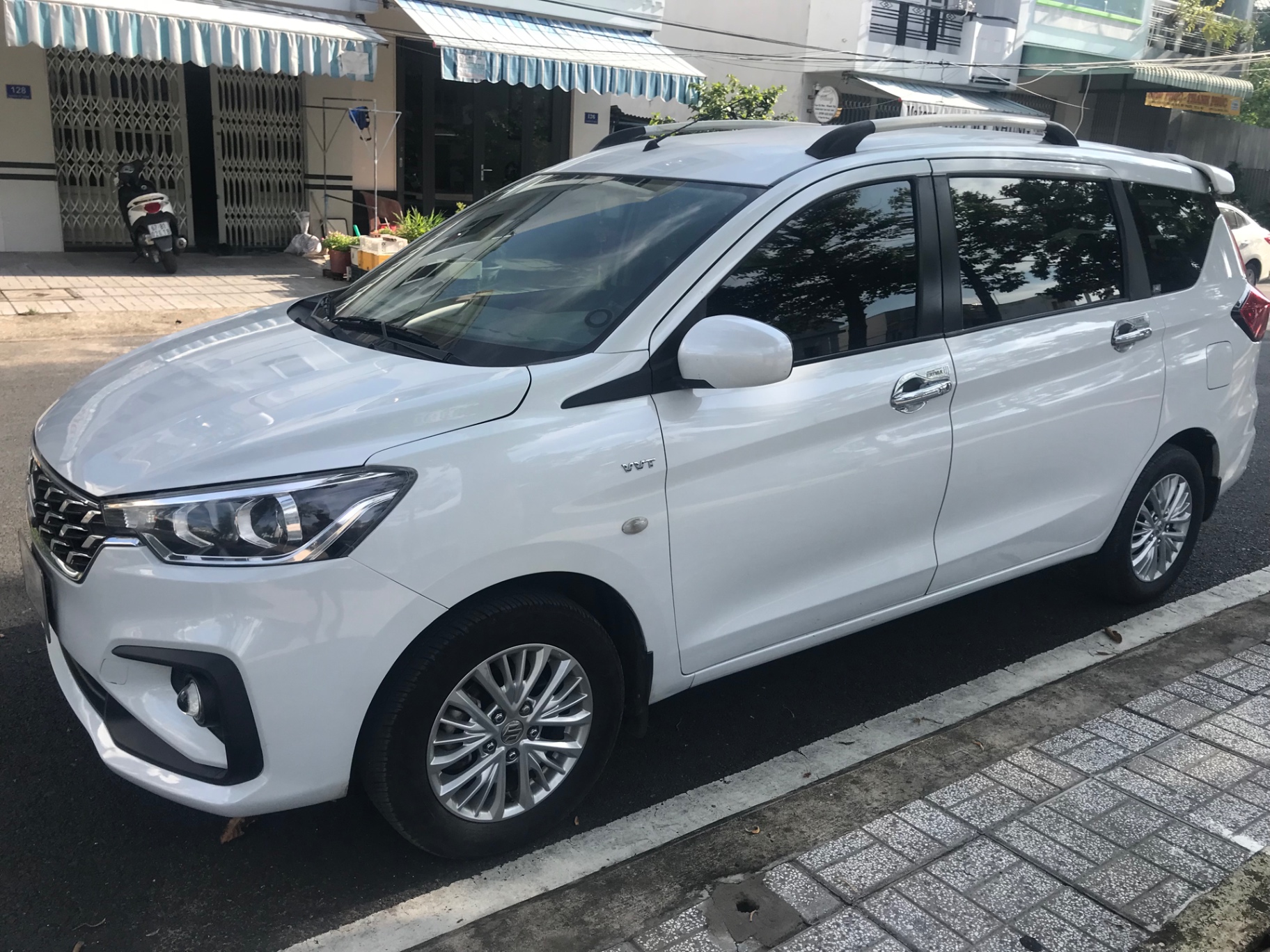 Suzuki Ertiga GL 1.5 MT 2022 - Ngoại thất 2