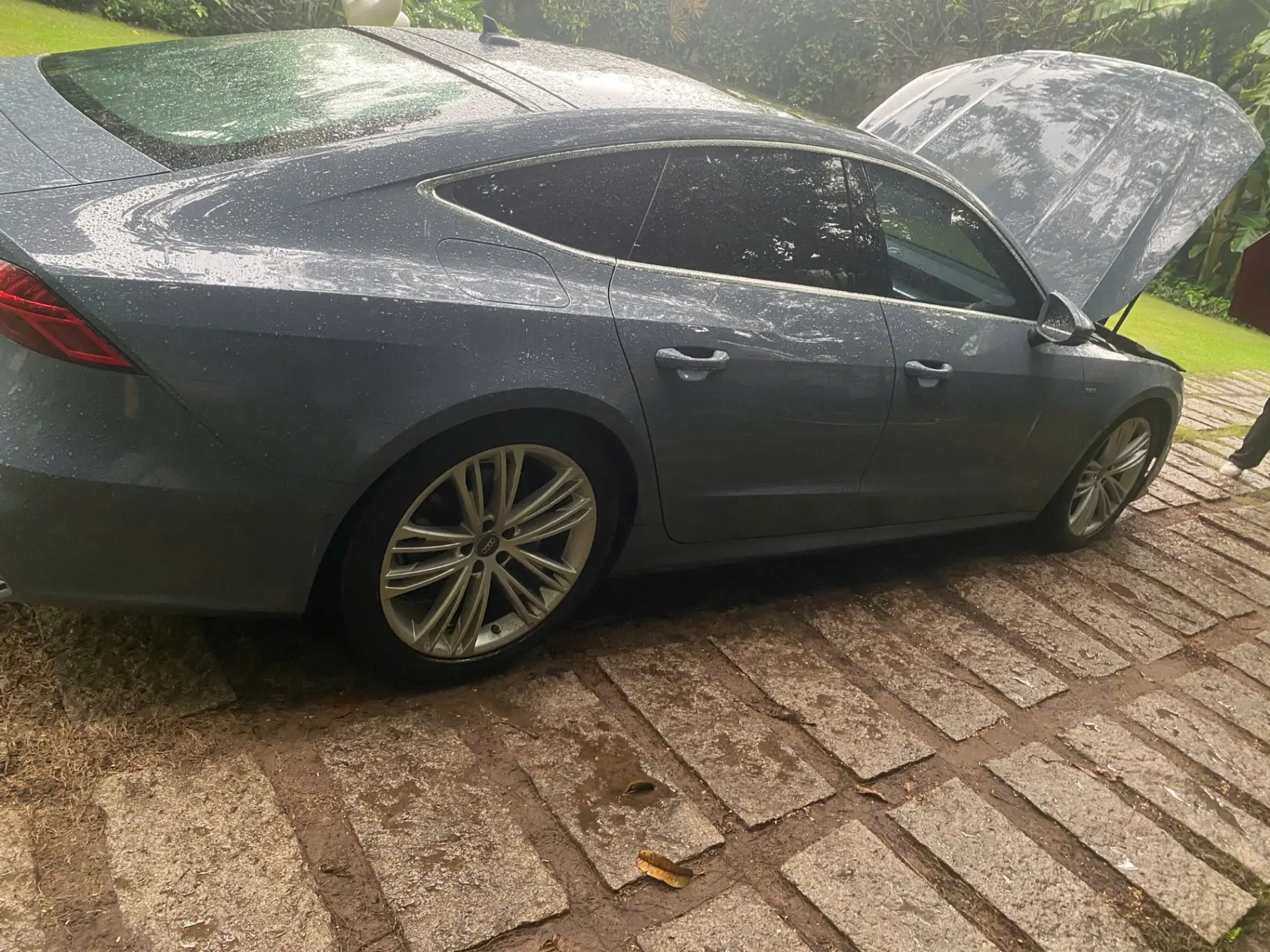 Audi A7 55 TFSI Quattro 2018 Phiên Bản Màu Duy Nhất 1 Chiếc Ở VN - Ngoại thất 5
