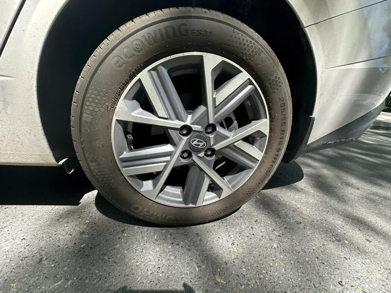 Hyundai Accent Cao cấp 1.5 AT 2024 - Ngoại thất 1