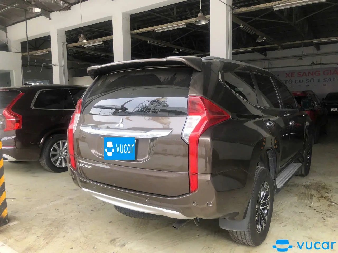 Mitsubishi Pajero sport 3.0G 4x4 AT 2017 - Ngoại thất 4